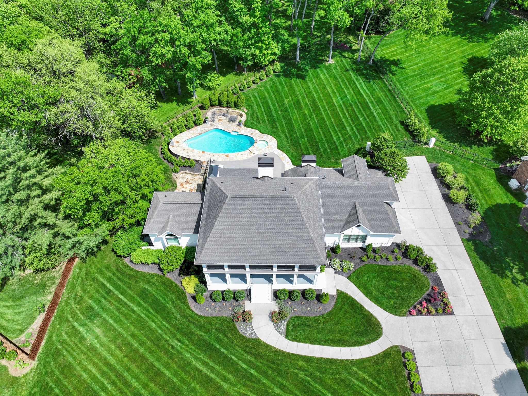 Middle Tennessee Properties 2 1004 Jones Pkwy