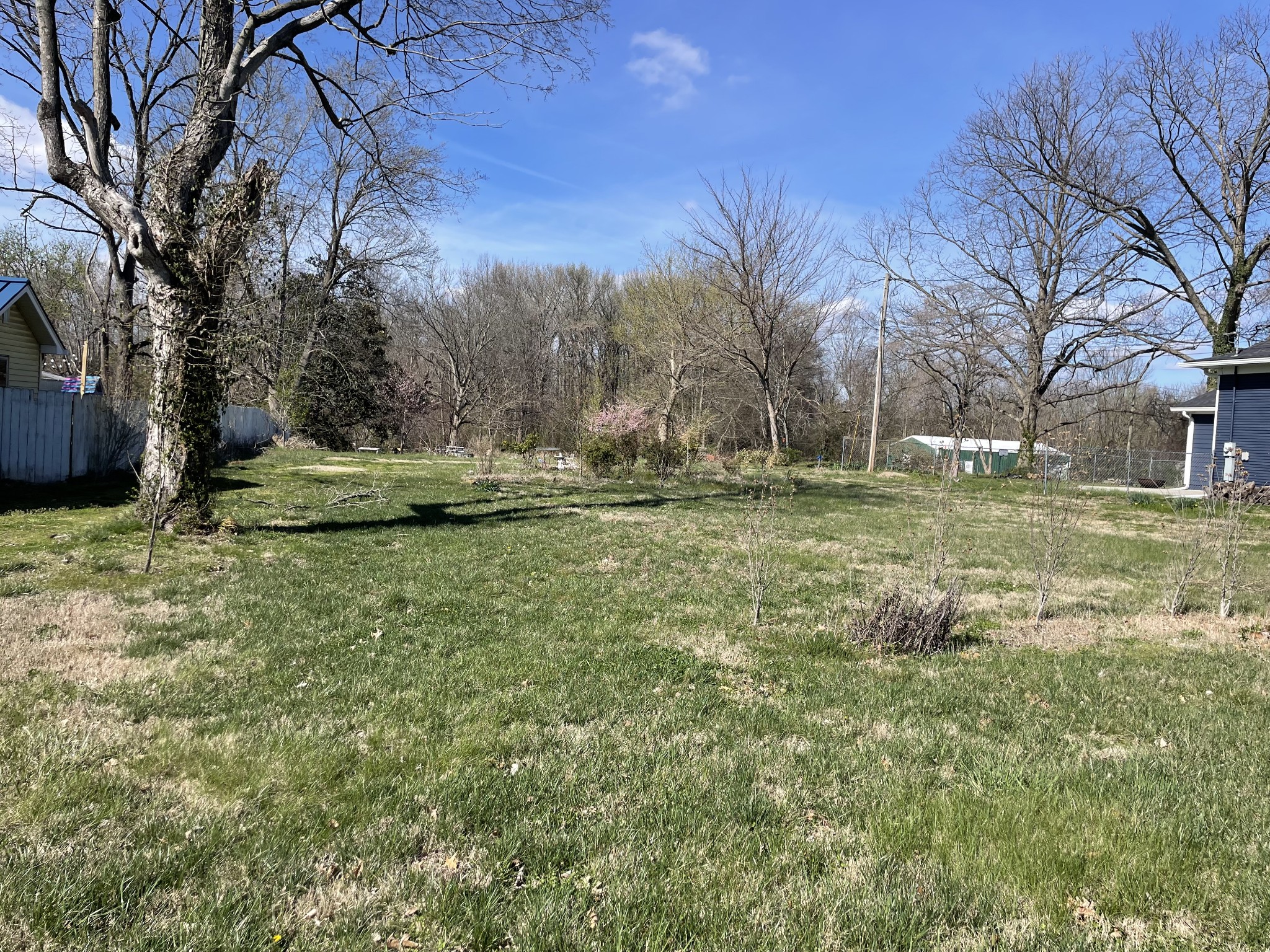 112 Wheeler St - Photo 2