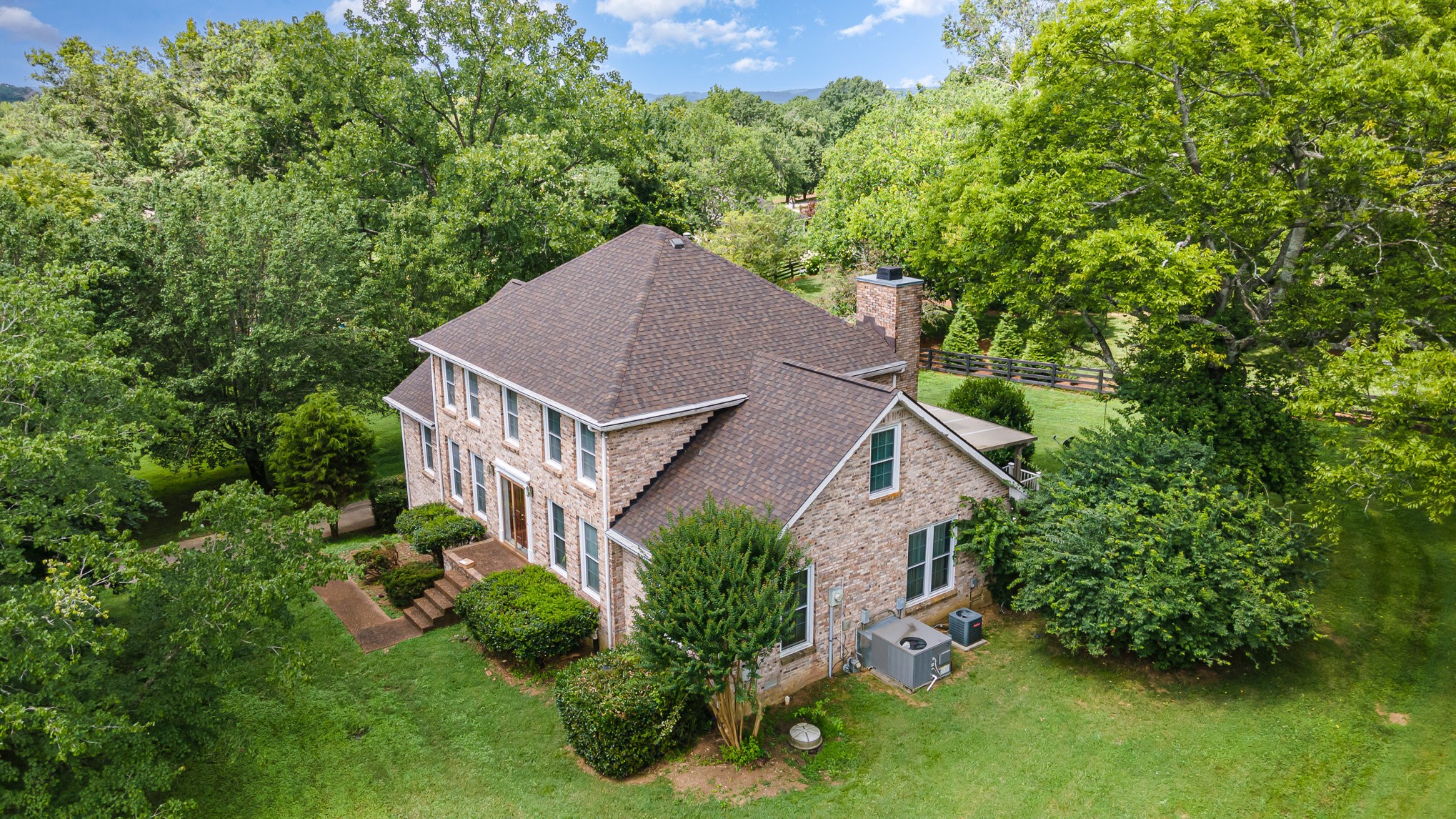 2131 Hartland Rd