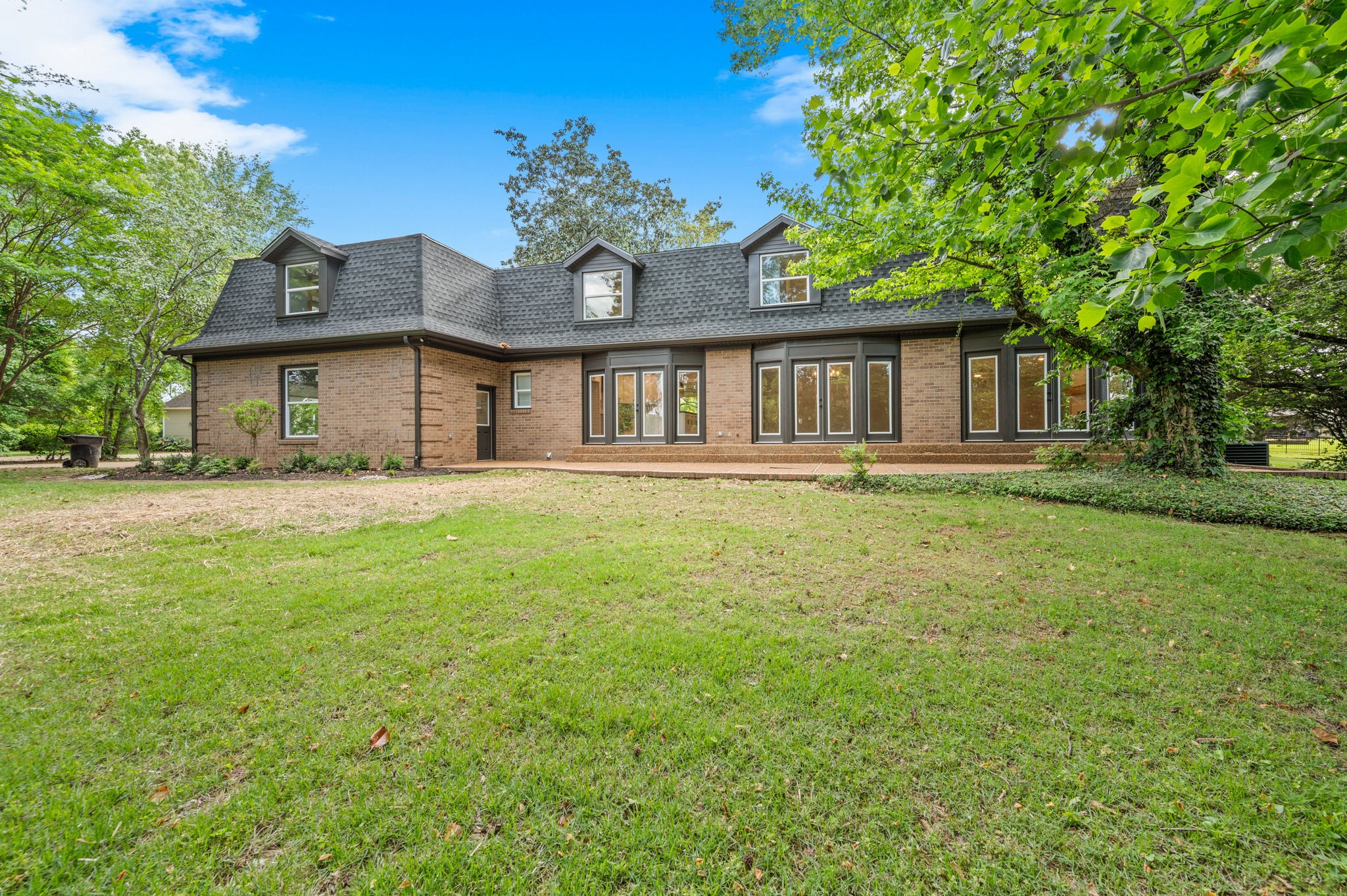 1311 Halifax Ct