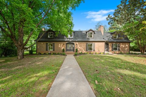 1311 Halifax Ct Murfreesboro TN 37130