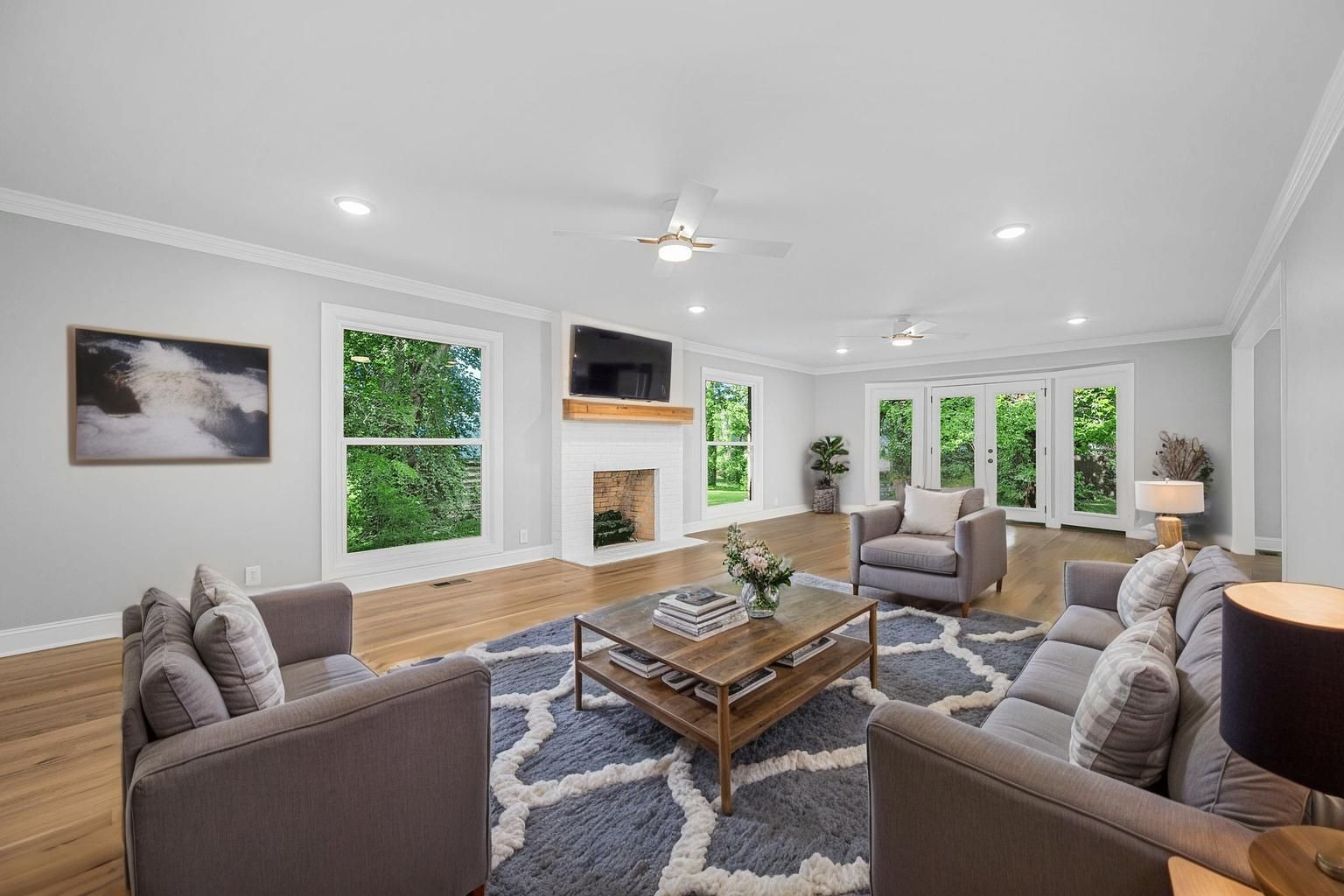 1311 Halifax Ct
