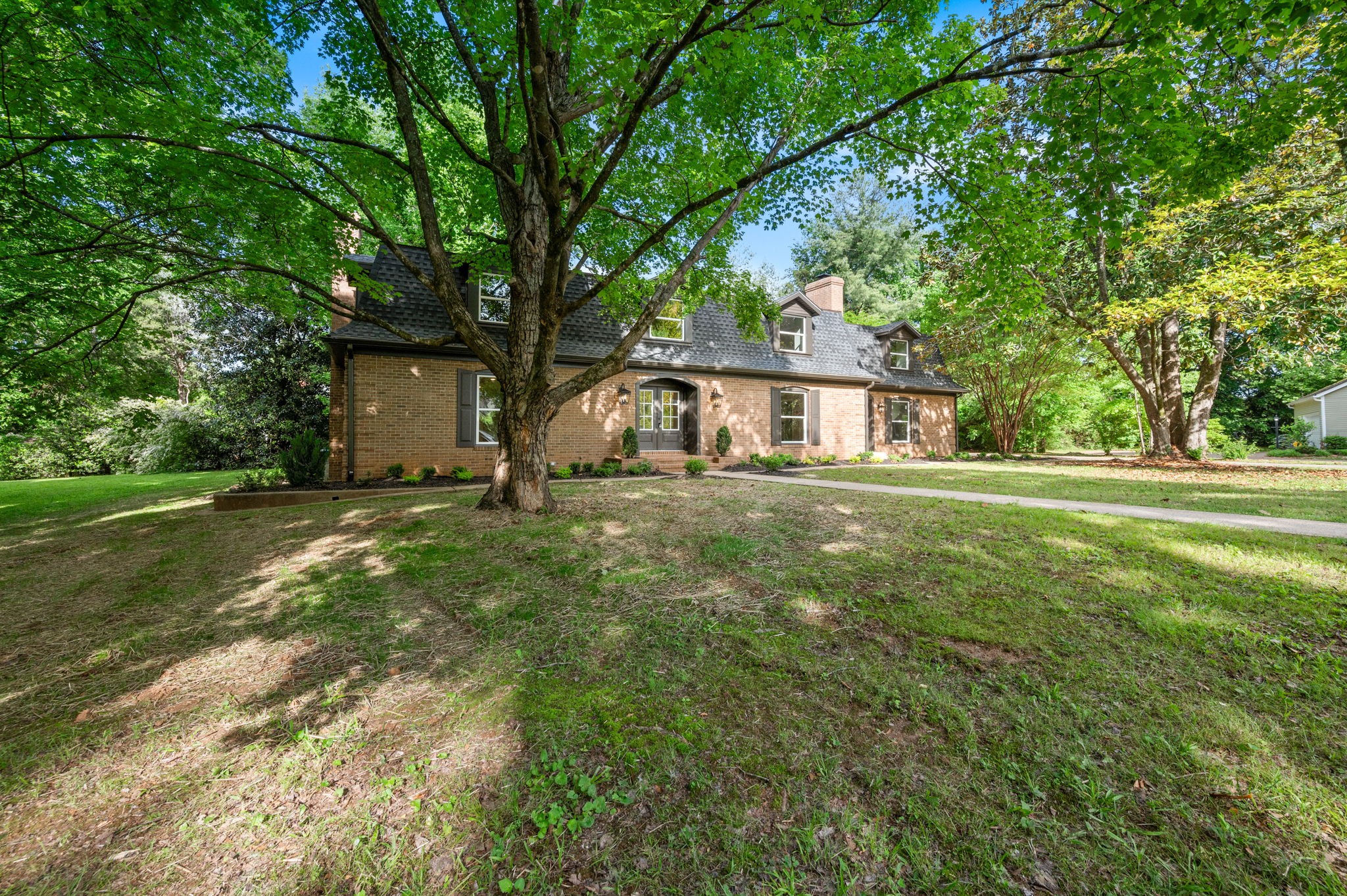 1311 Halifax Ct