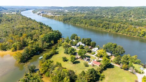 1105 Goose Bay Rd Ashland City TN 37015