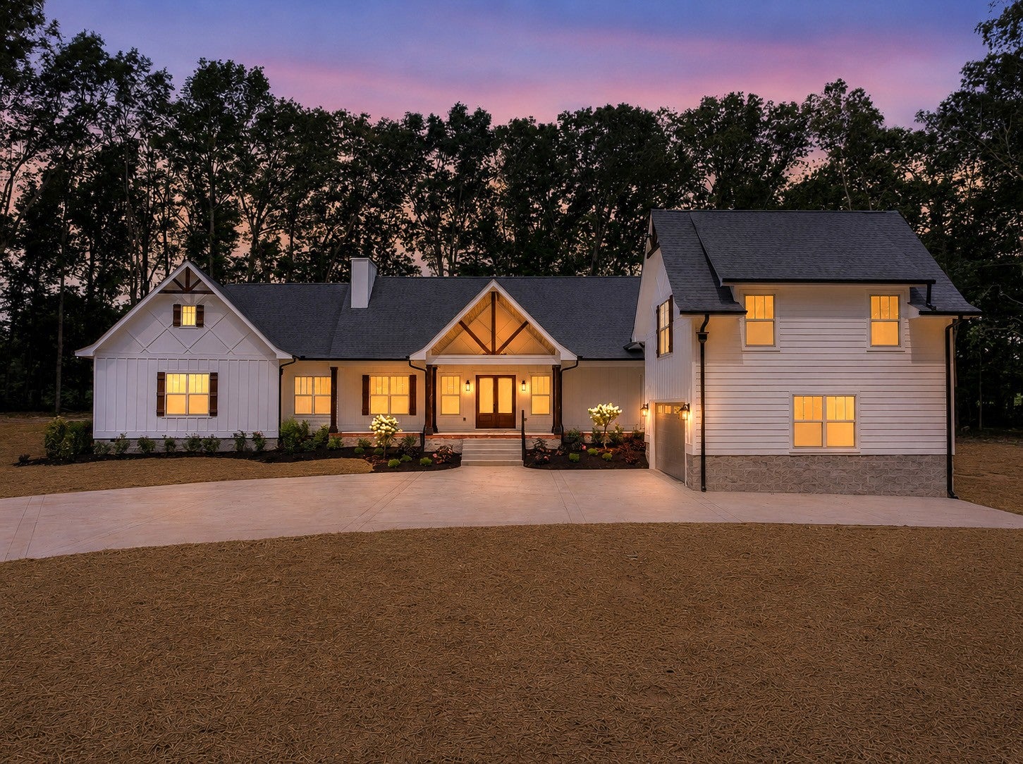 453 Dogwood Ln