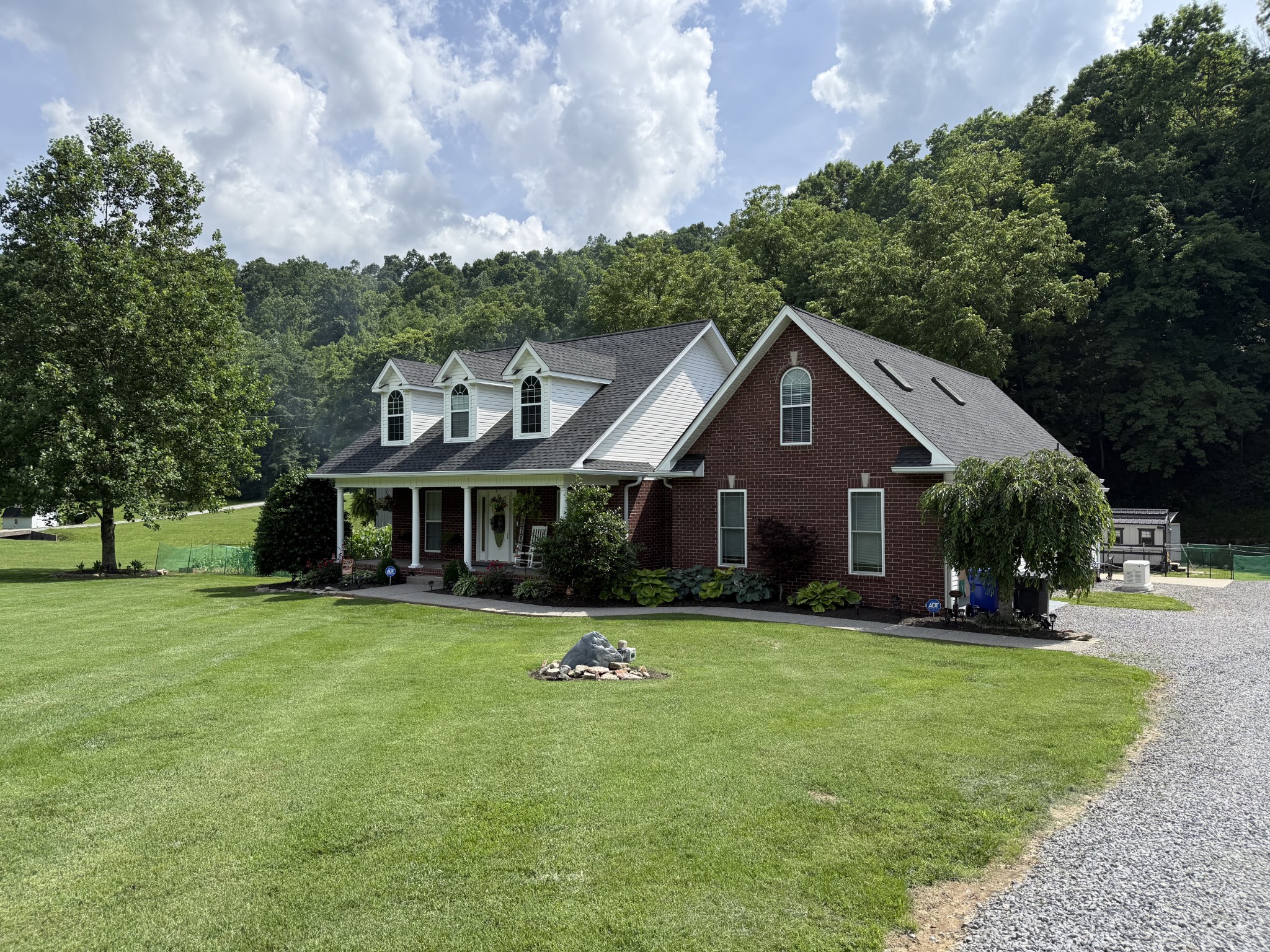 454 Campbell Hollow Rd