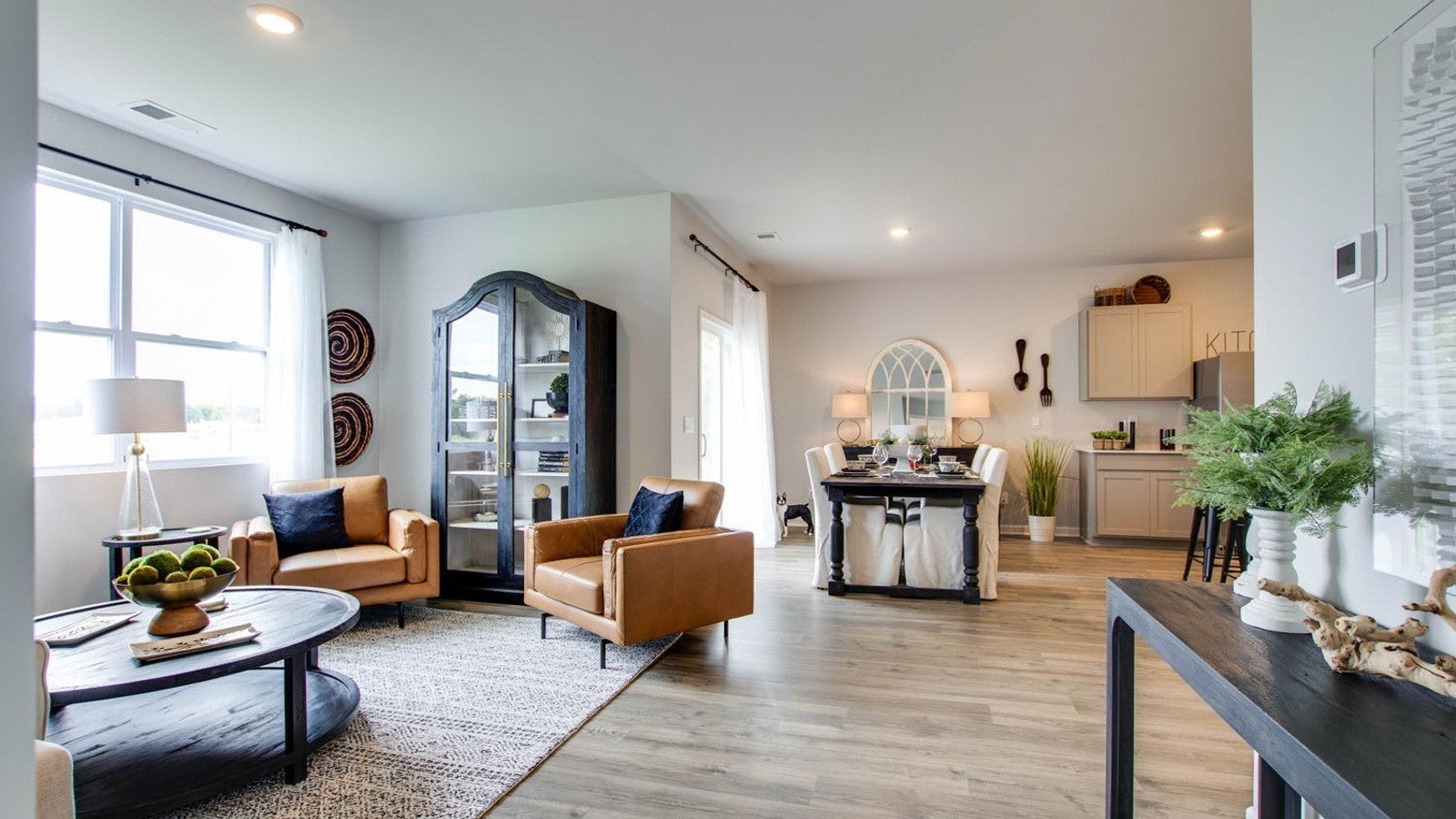 1736 Savannah Pass