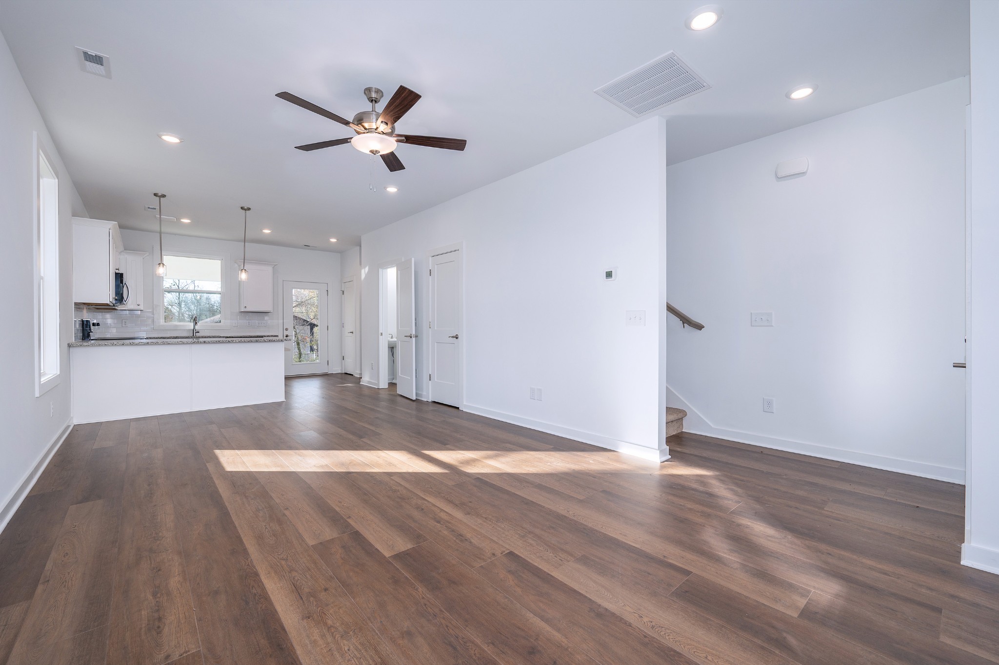 1170 S Dickerson Rd 22