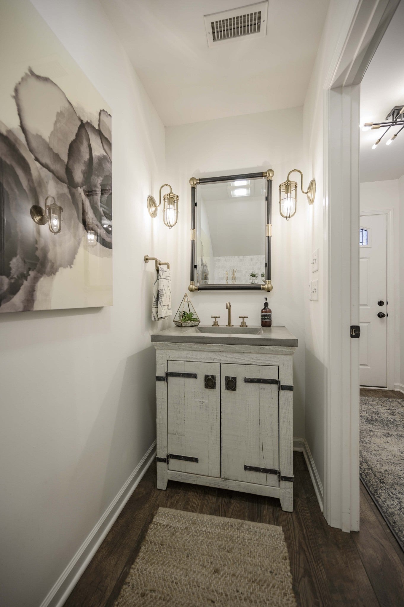 4333 Sunday Silence Way