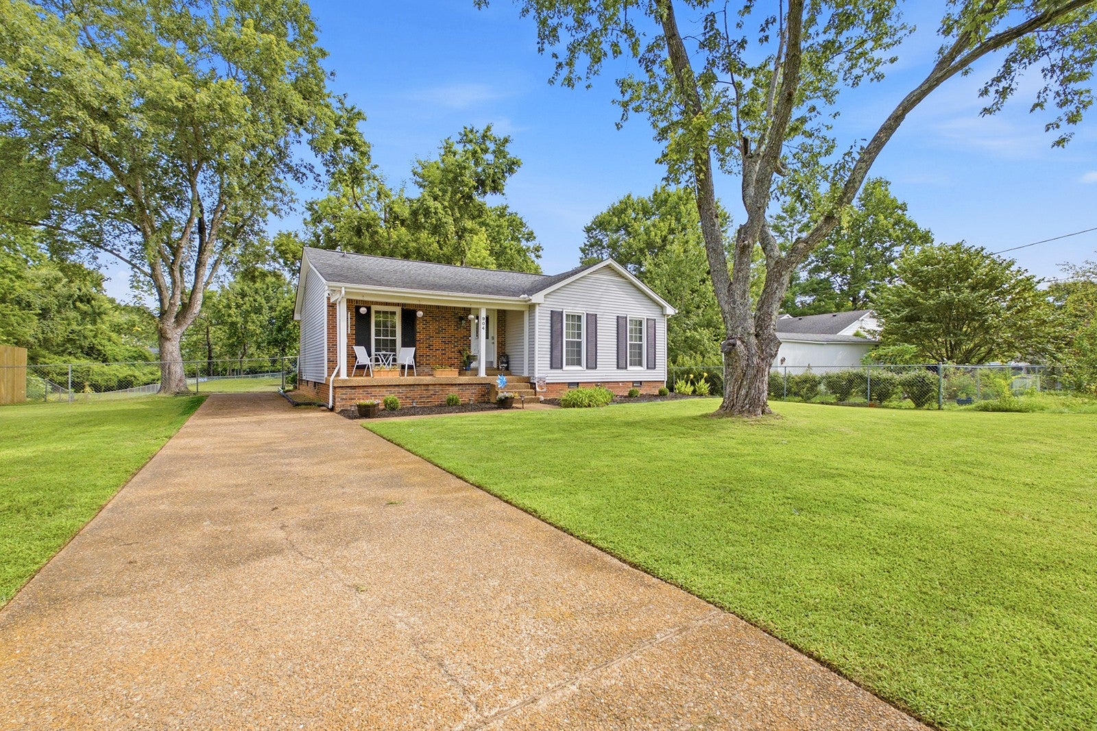 904 Harpeth Bend Dr