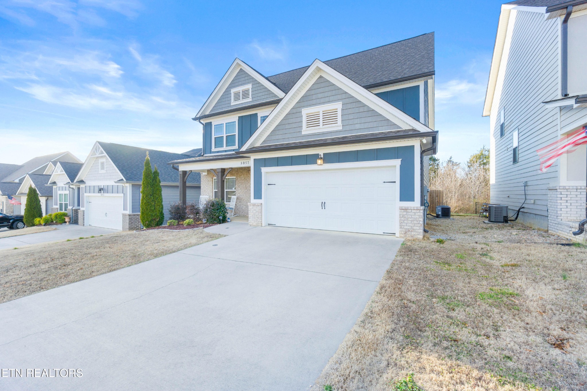 5057 NE Shelterwood Drive