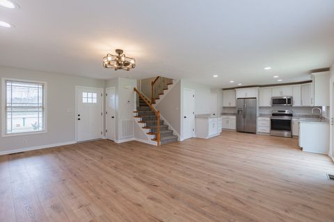 3149 Clydesdale Dr Clarksville TN 37043