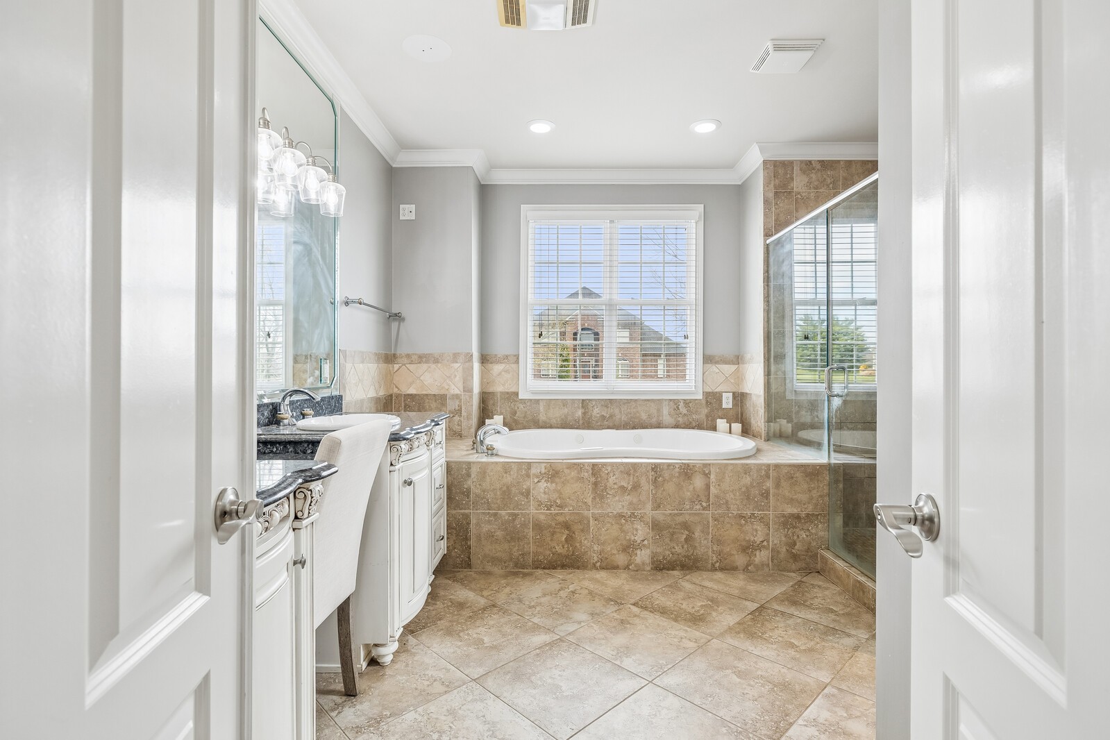 Gallatin, Tennessee, 37066, United States, 5 Bedrooms Bedrooms, ,7 BathroomsBathrooms,Residential,Active,2032432