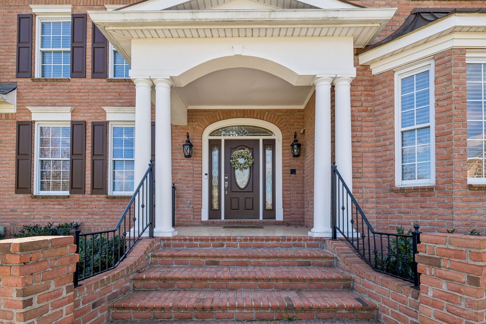 Gallatin, Tennessee, 37066, United States, 5 Bedrooms Bedrooms, ,7 BathroomsBathrooms,Residential,Active,2032432
