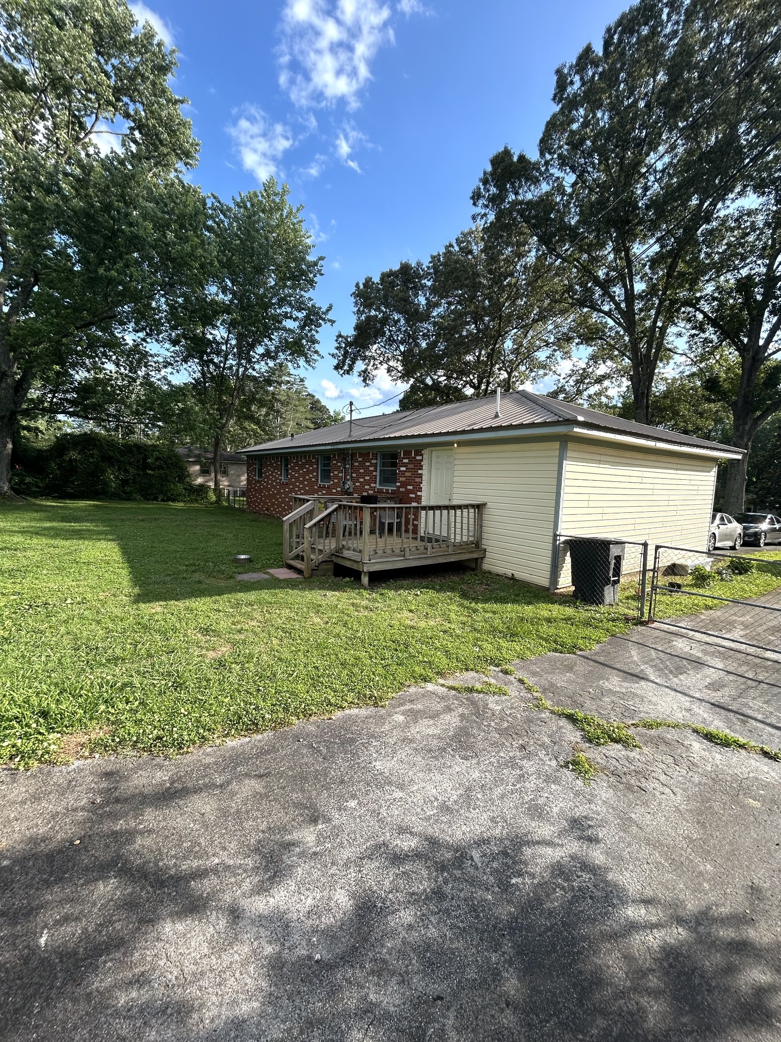 13 Tunstill Loop Rd