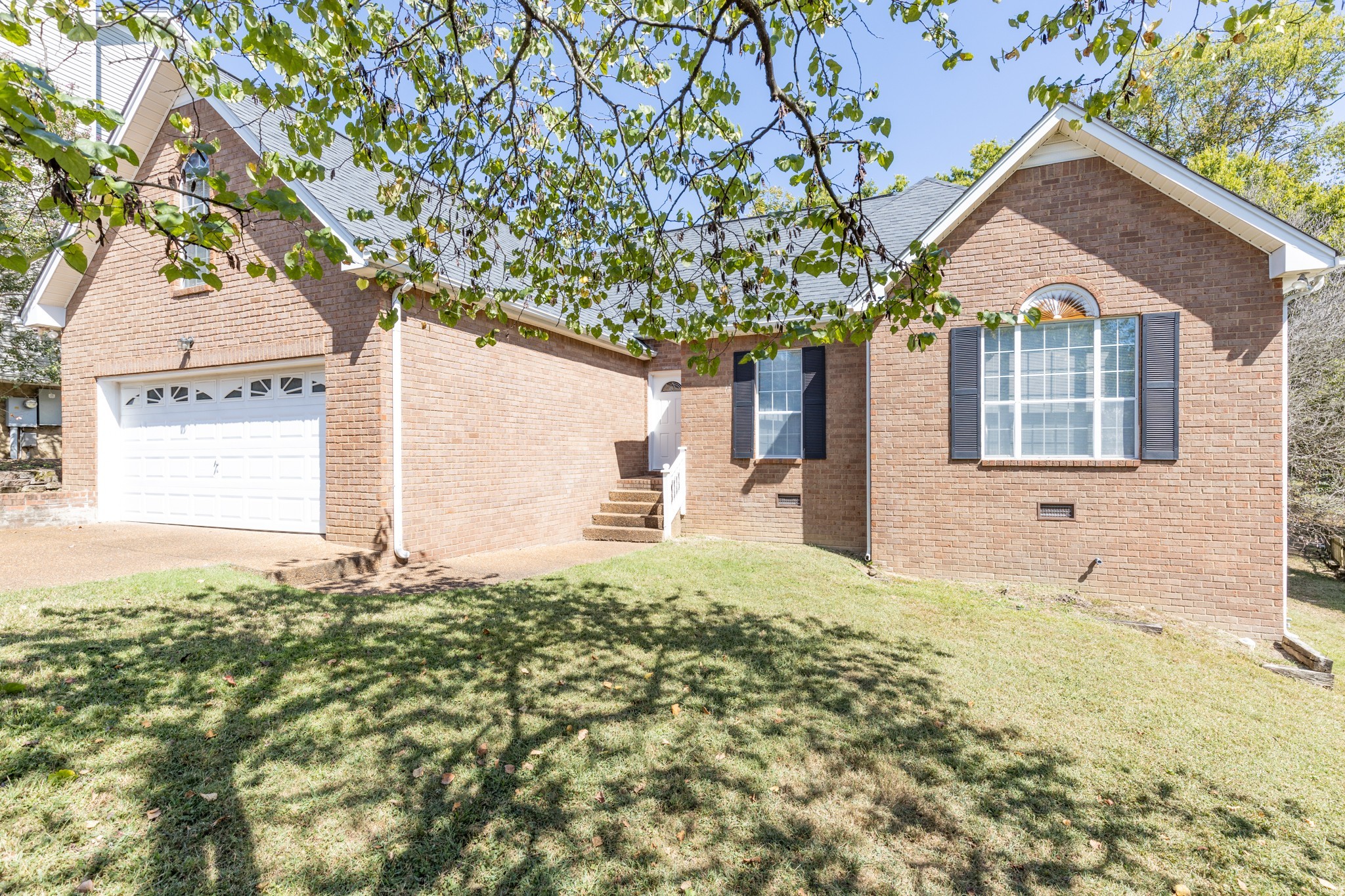 1708 Olive Cir