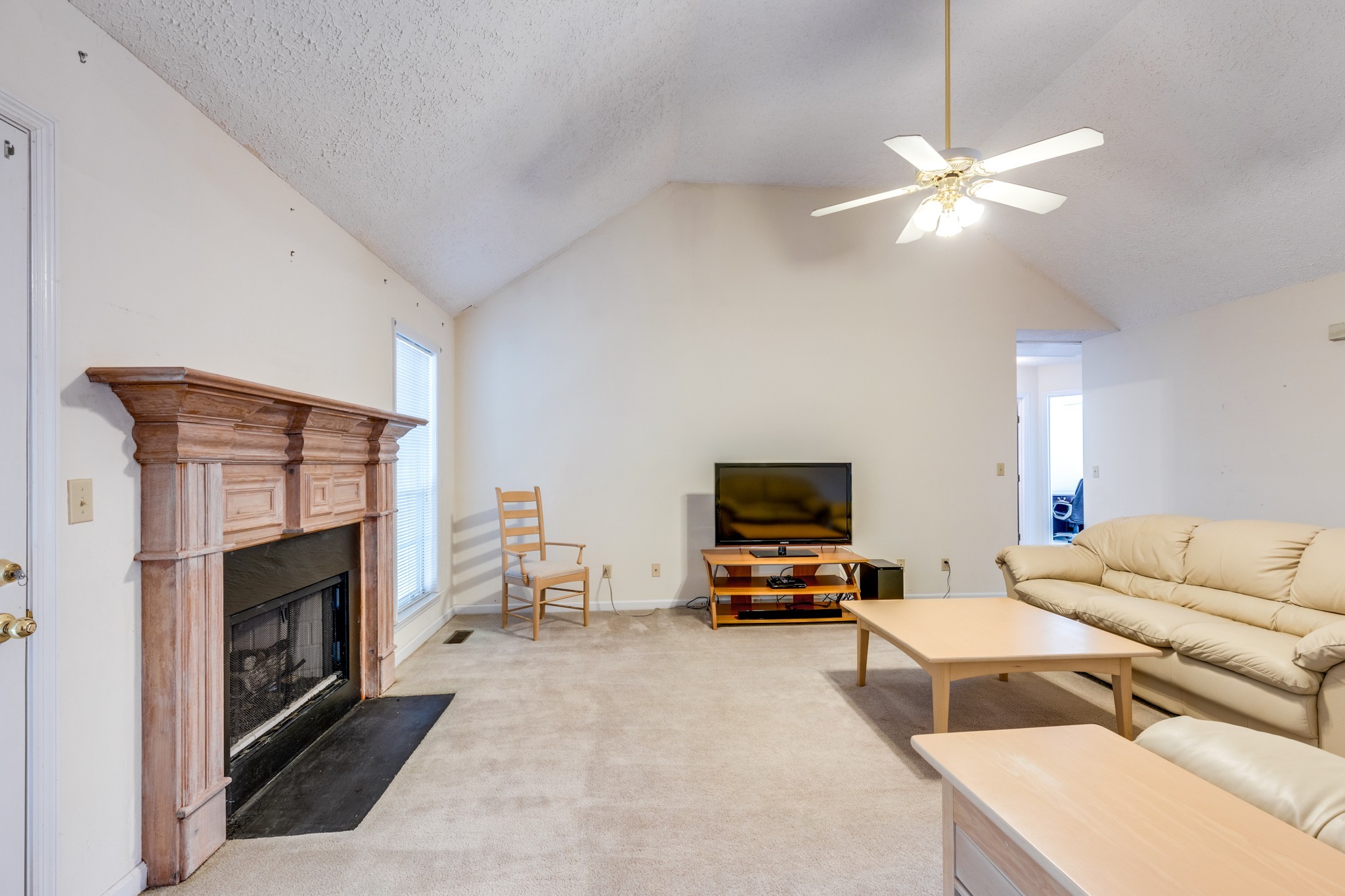 1708 Olive Cir