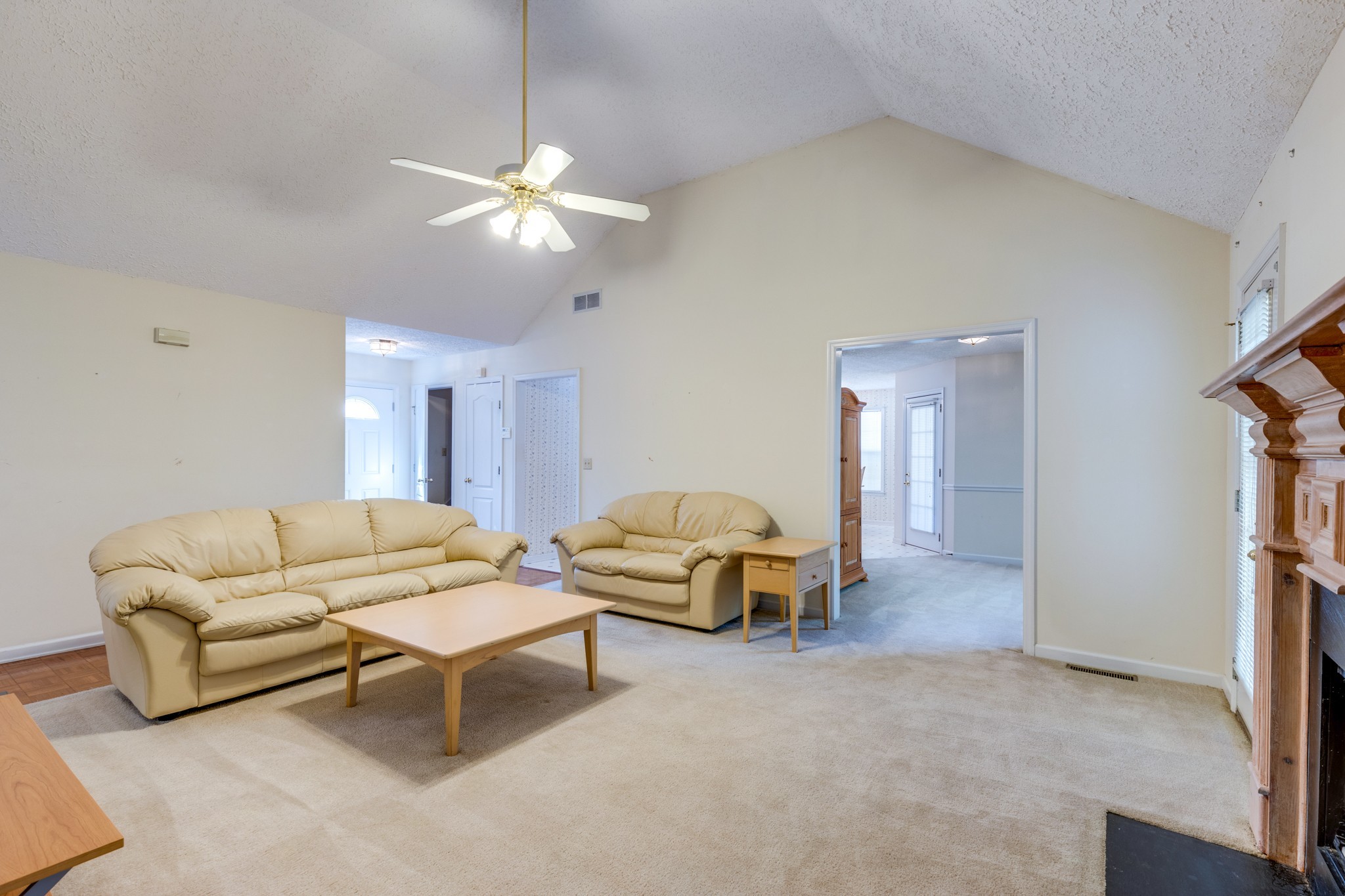 1708 Olive Cir
