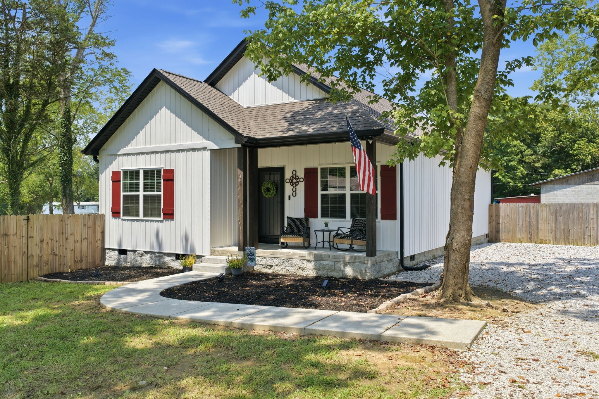 31 Honey Ln