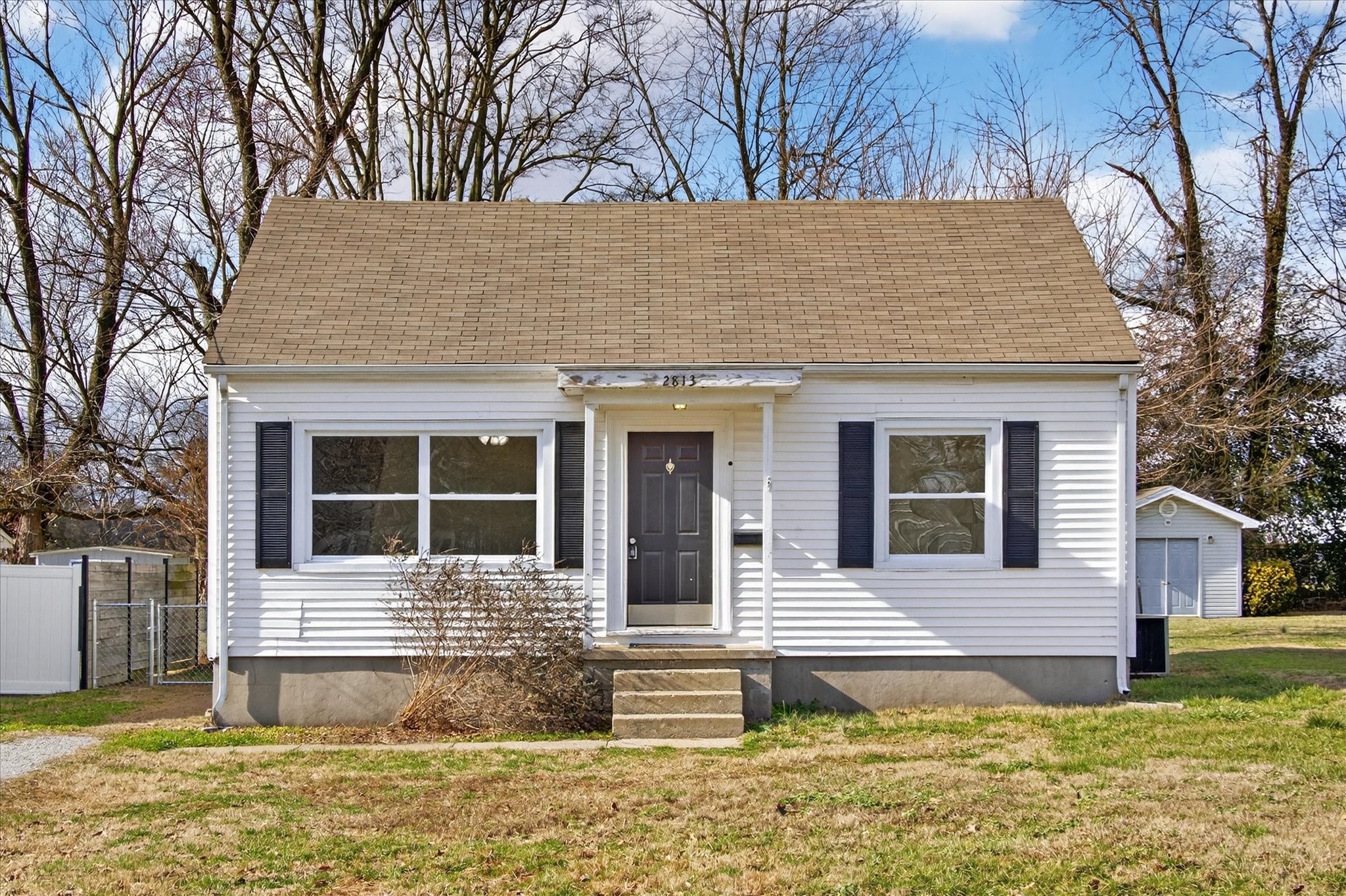 2813 Faircourt St