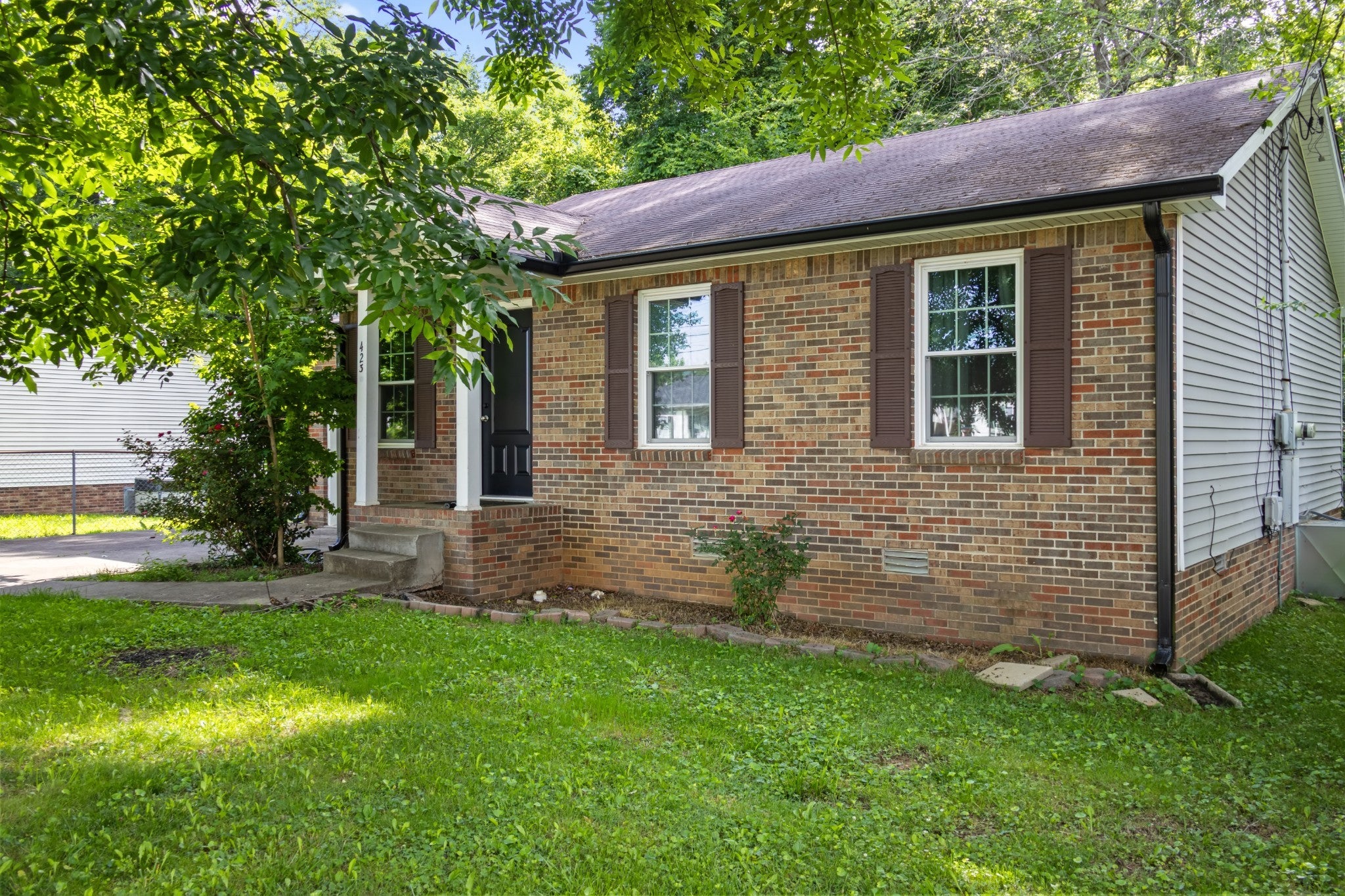 423 Donna Dr