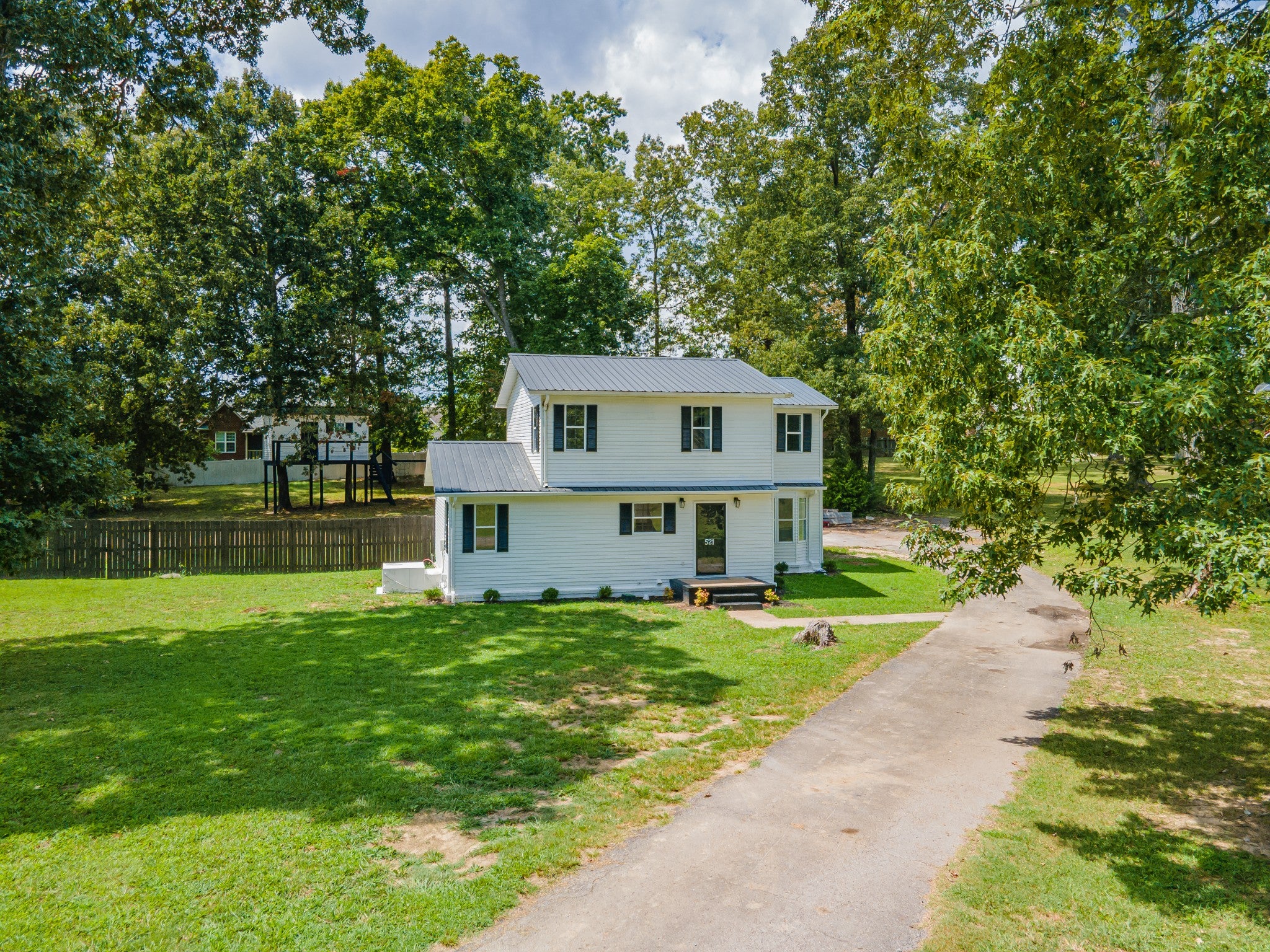 521 Parkway Rd