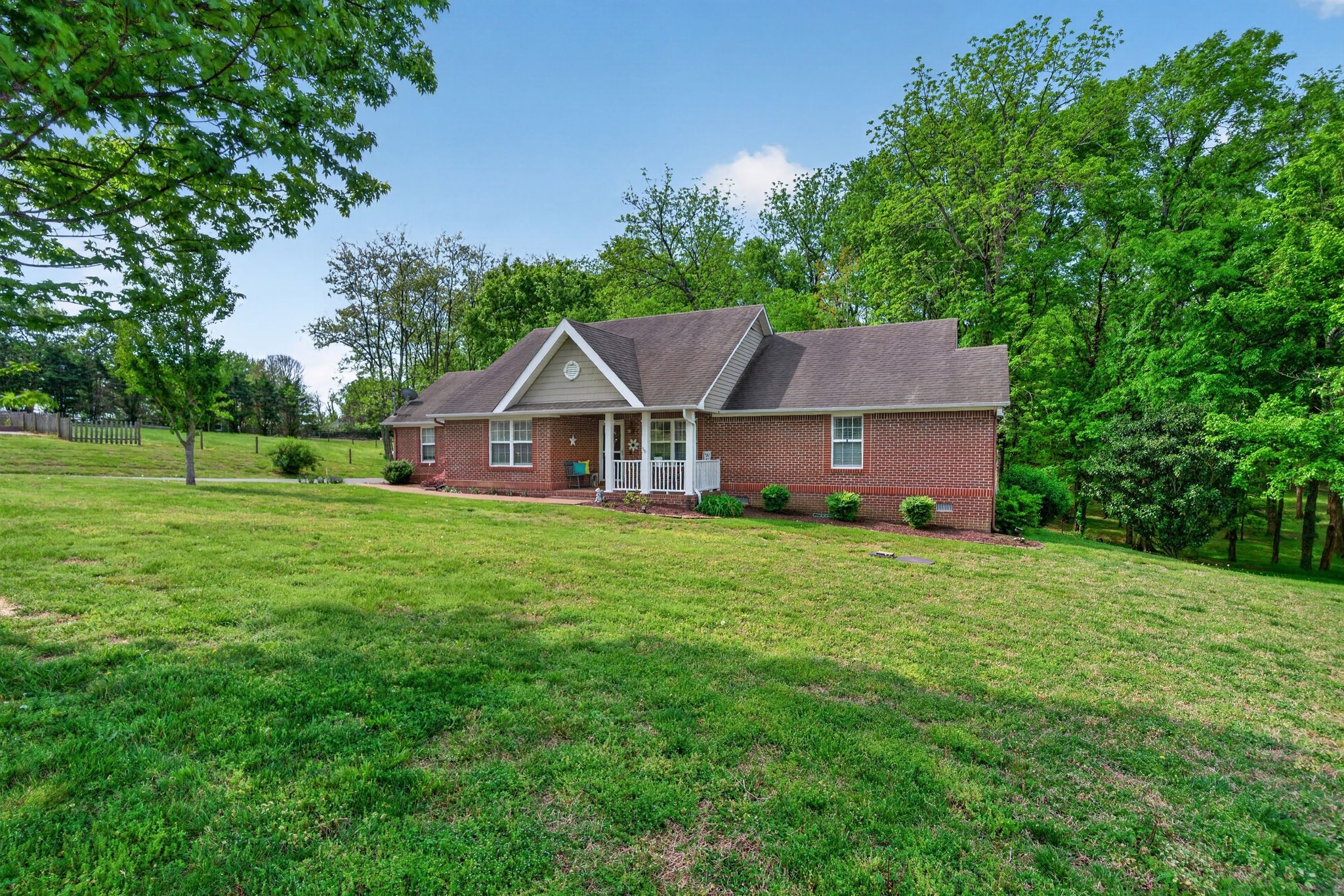 605 Natalie Ln