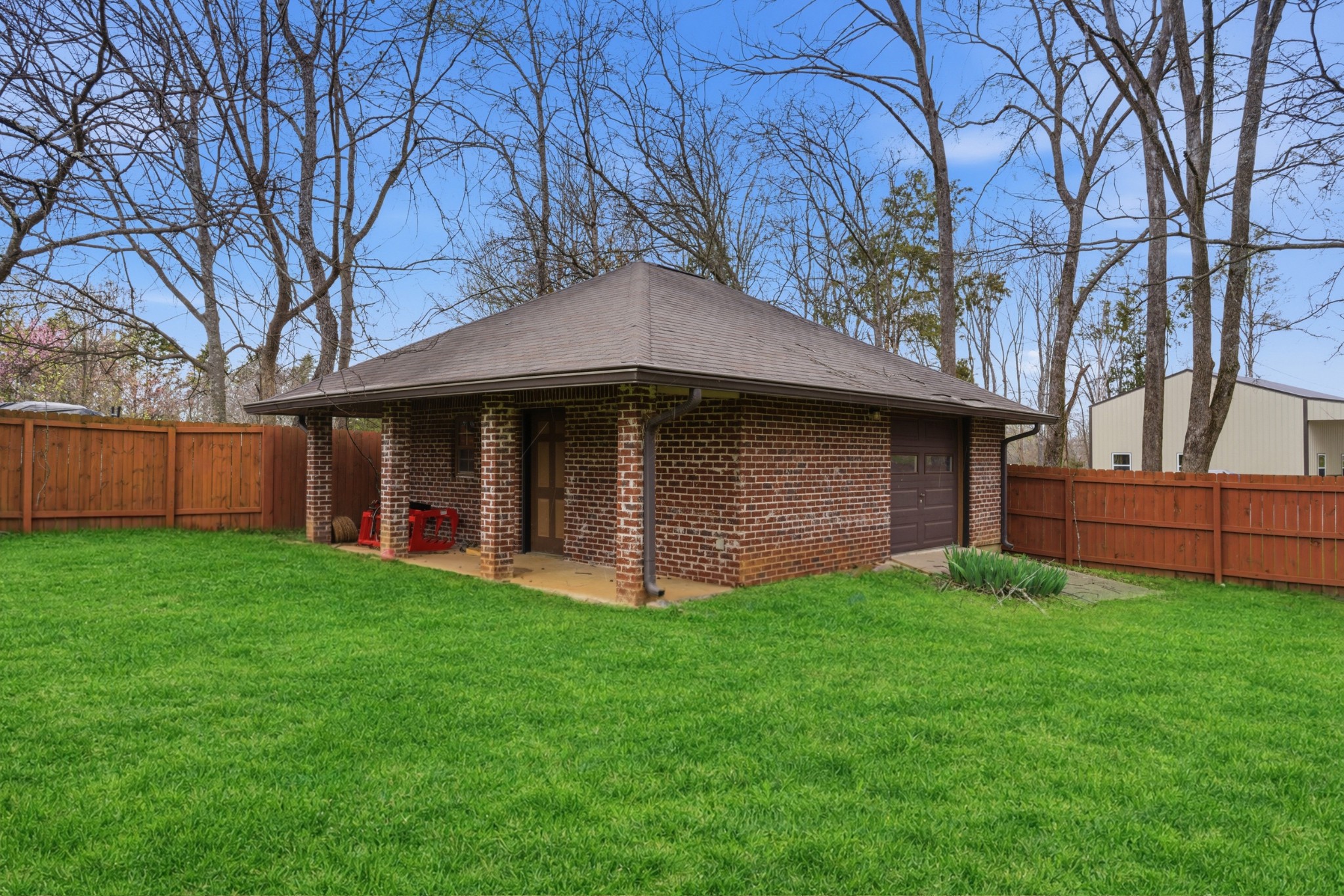 3016 Dell Dr