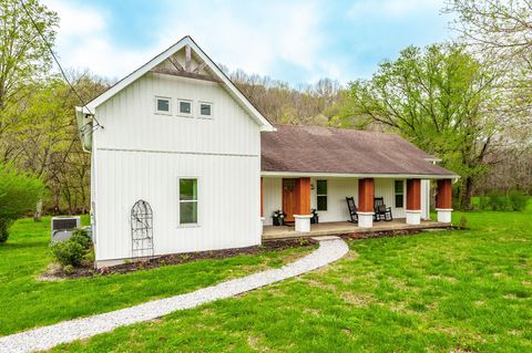 375 Mount Vernon Rd Bethpage TN 37022