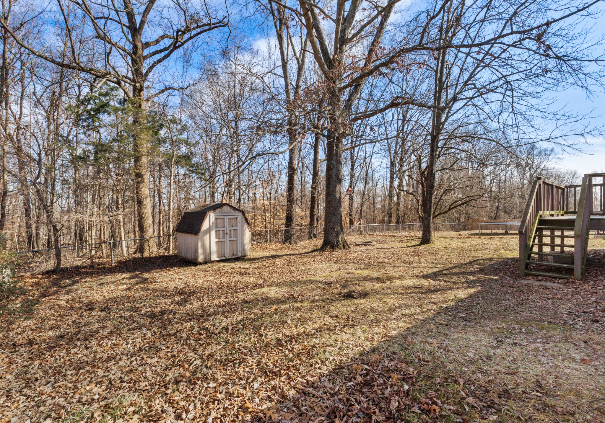 Clarksville, Tennessee 37042, United States, 3 Bedrooms Bedrooms, ,2 BathroomsBathrooms,Residential,Pending,6101