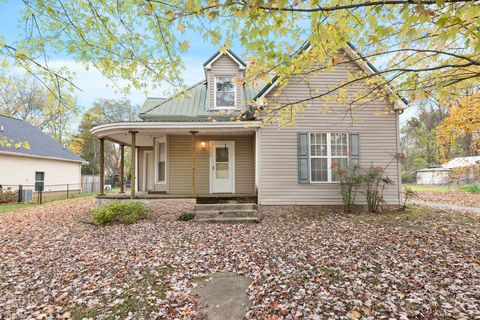 208 S Russell St, Portland, TN 37148 - MLS#: 2760816