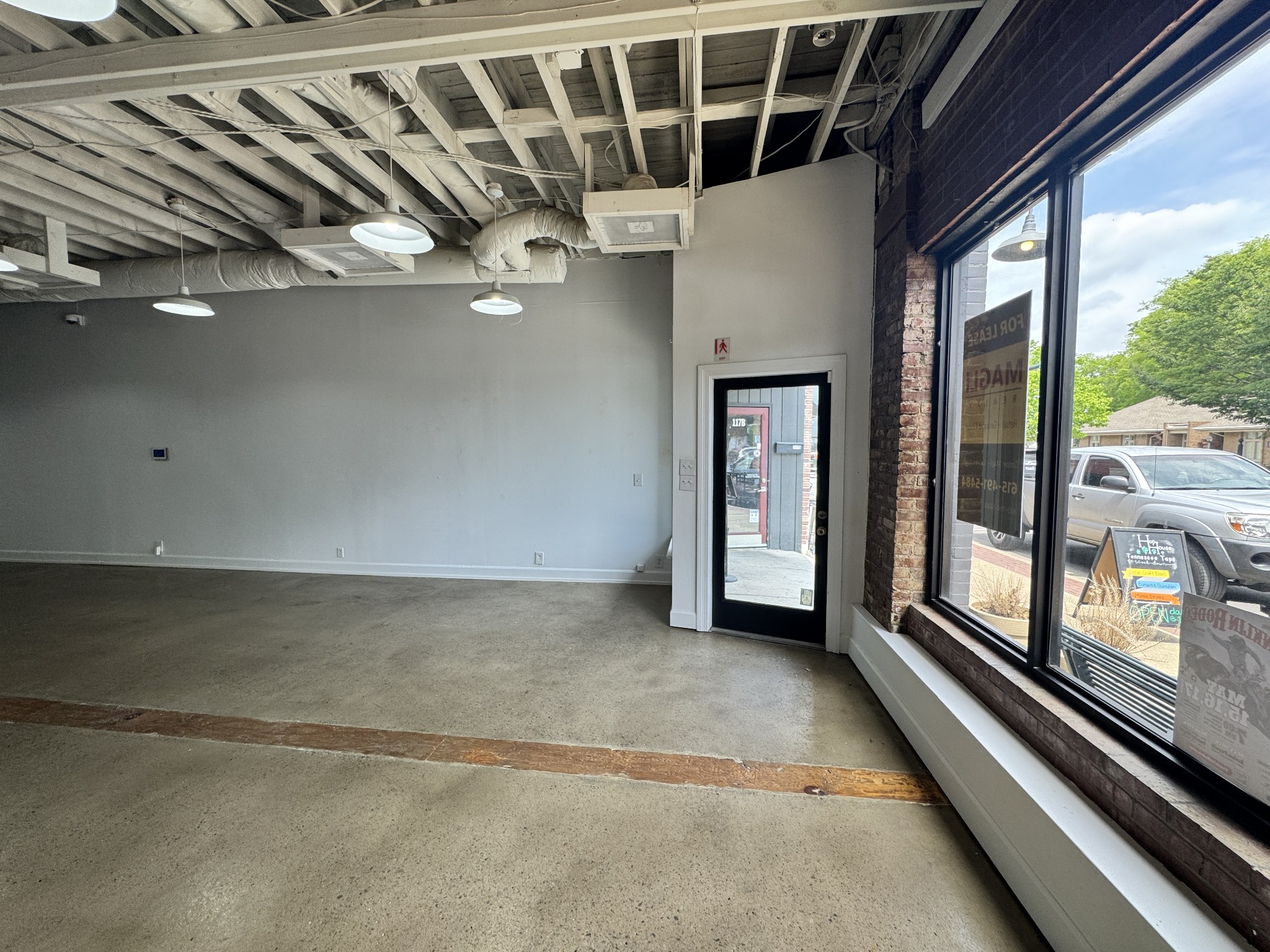117A 5th Ave N