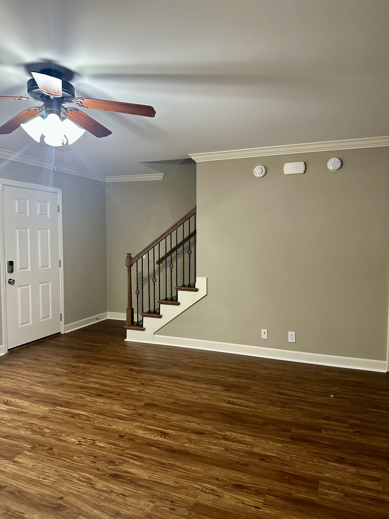 4257 Aurora Cir