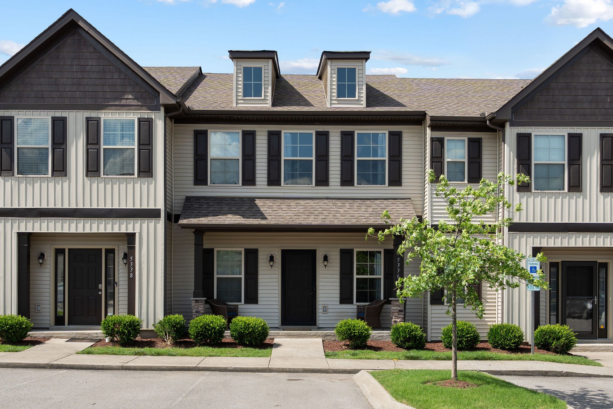 5336 Tony Lama Ln