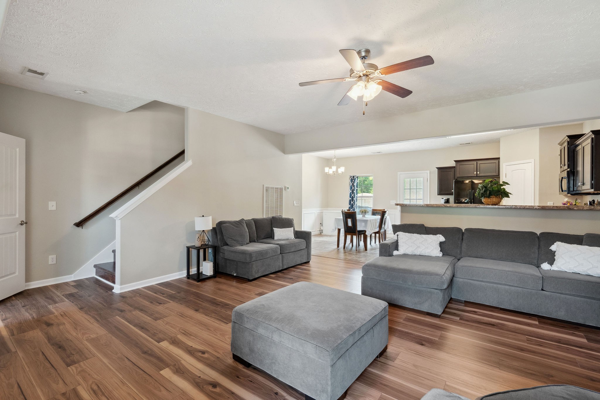 5336 Tony Lama Ln