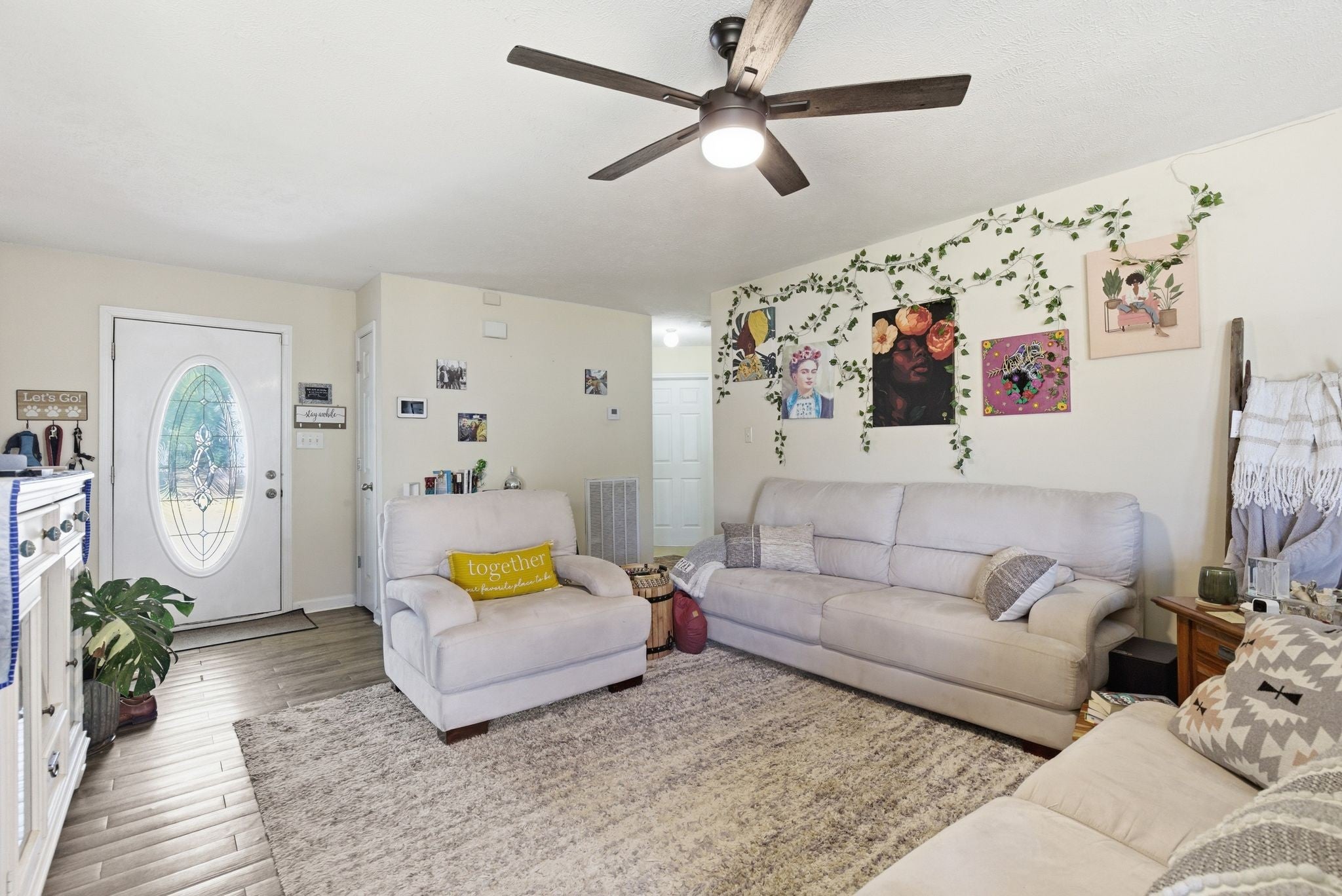 301 Grant Ave