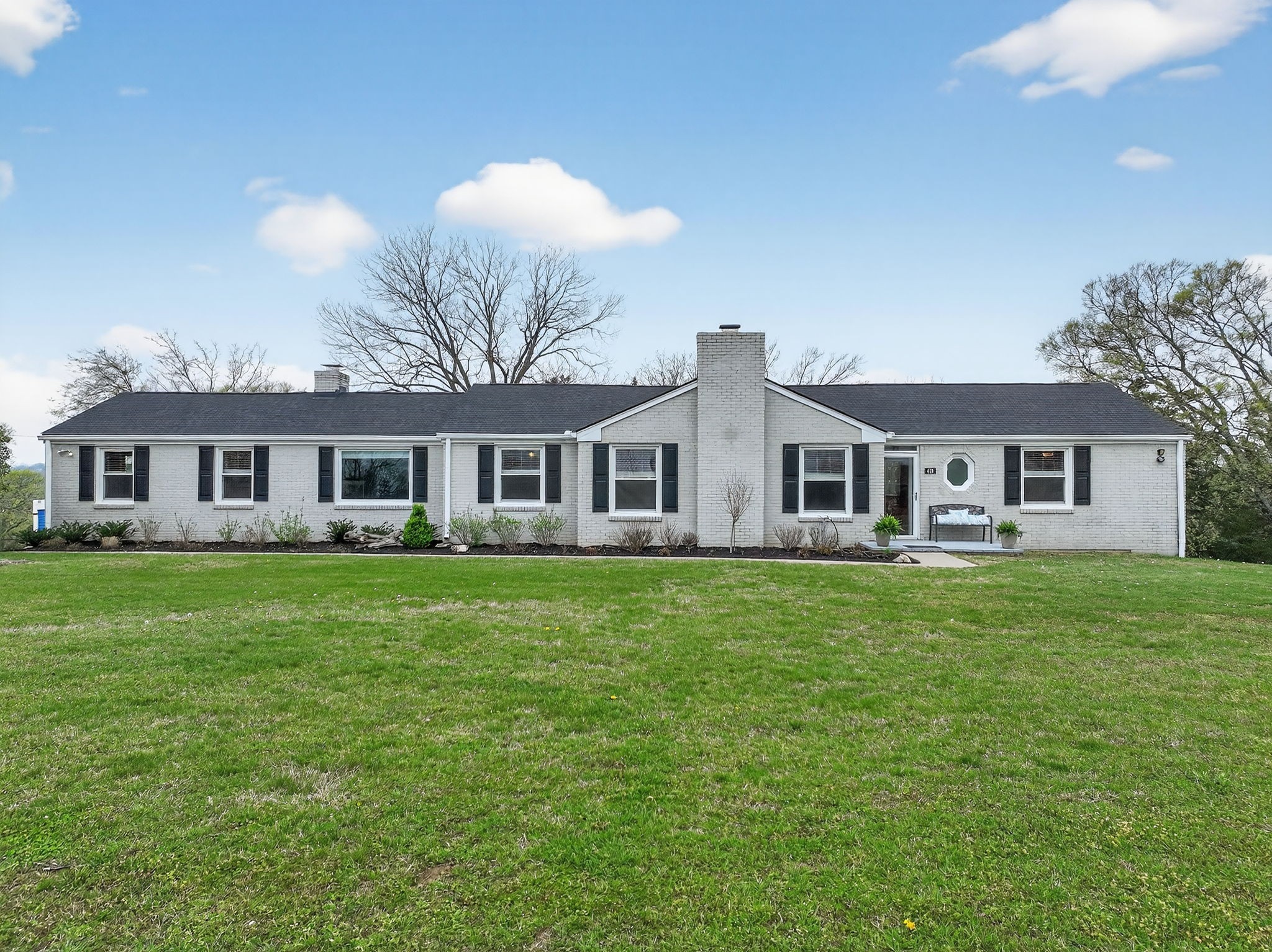 419 Alta Loma Rd