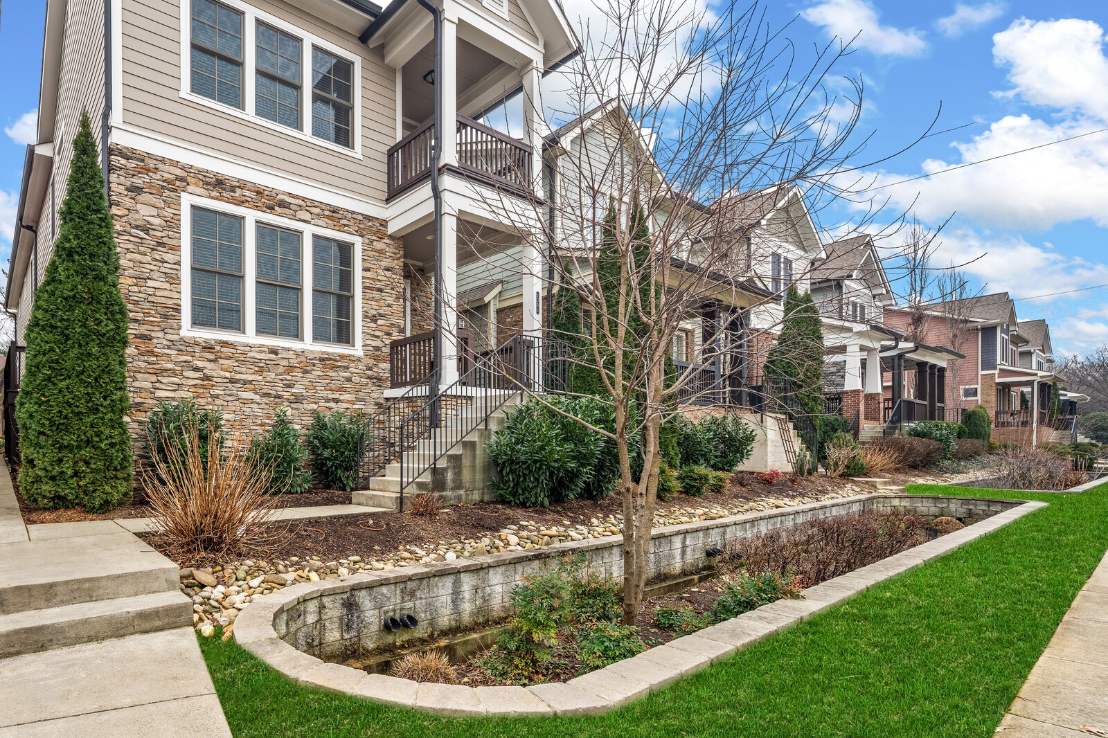 1701 Glen Echo Rd