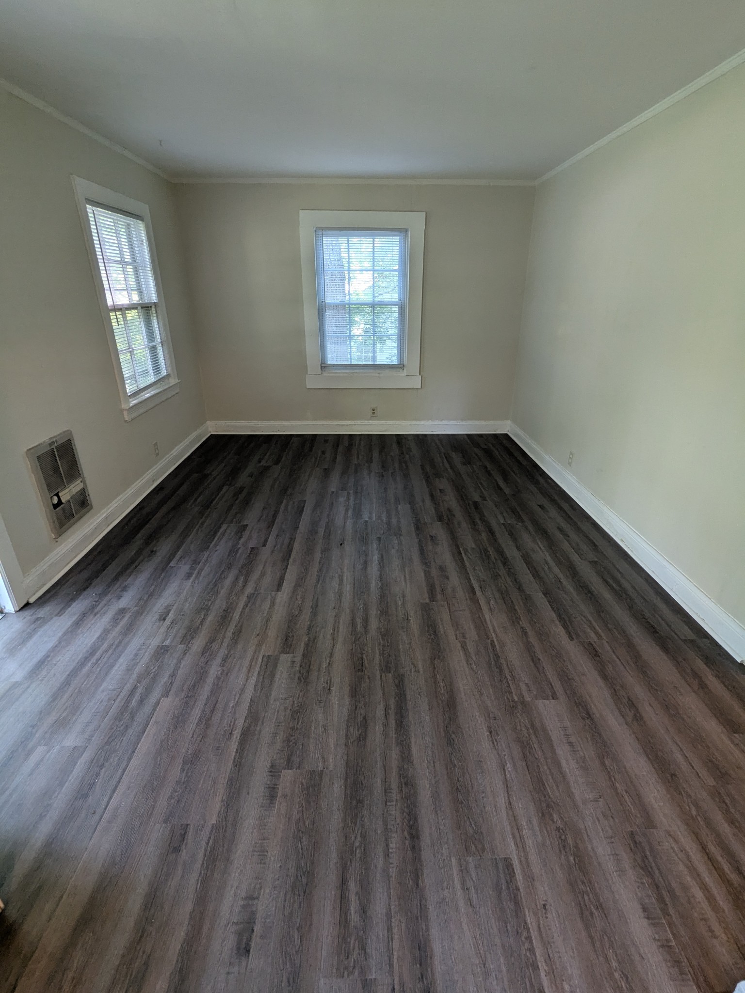 327 Forrester Dr