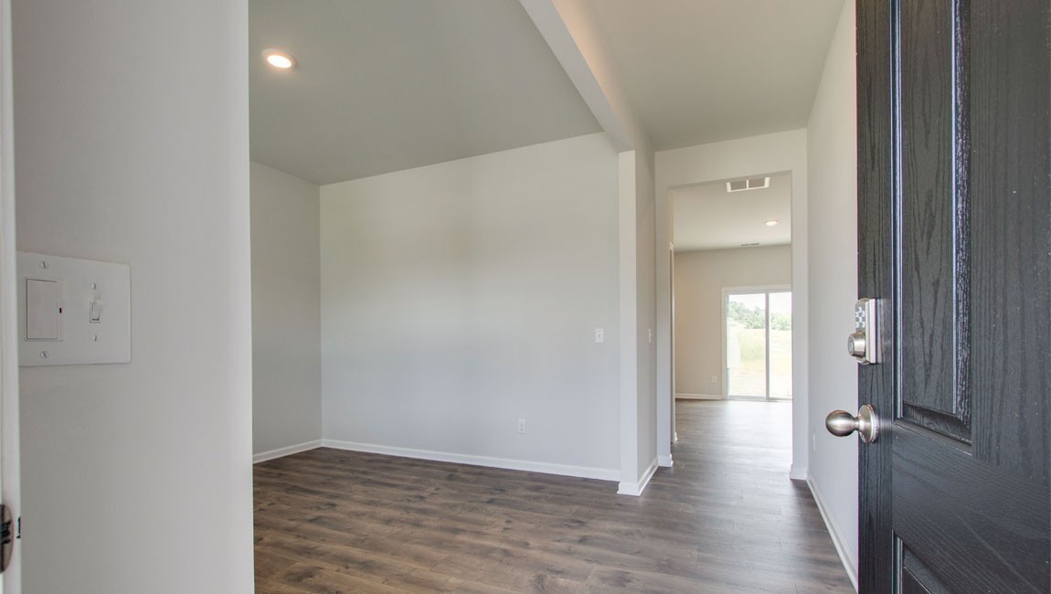 4047 Roane Drive