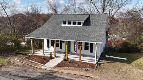 440 Center Ave Dickson TN 37055