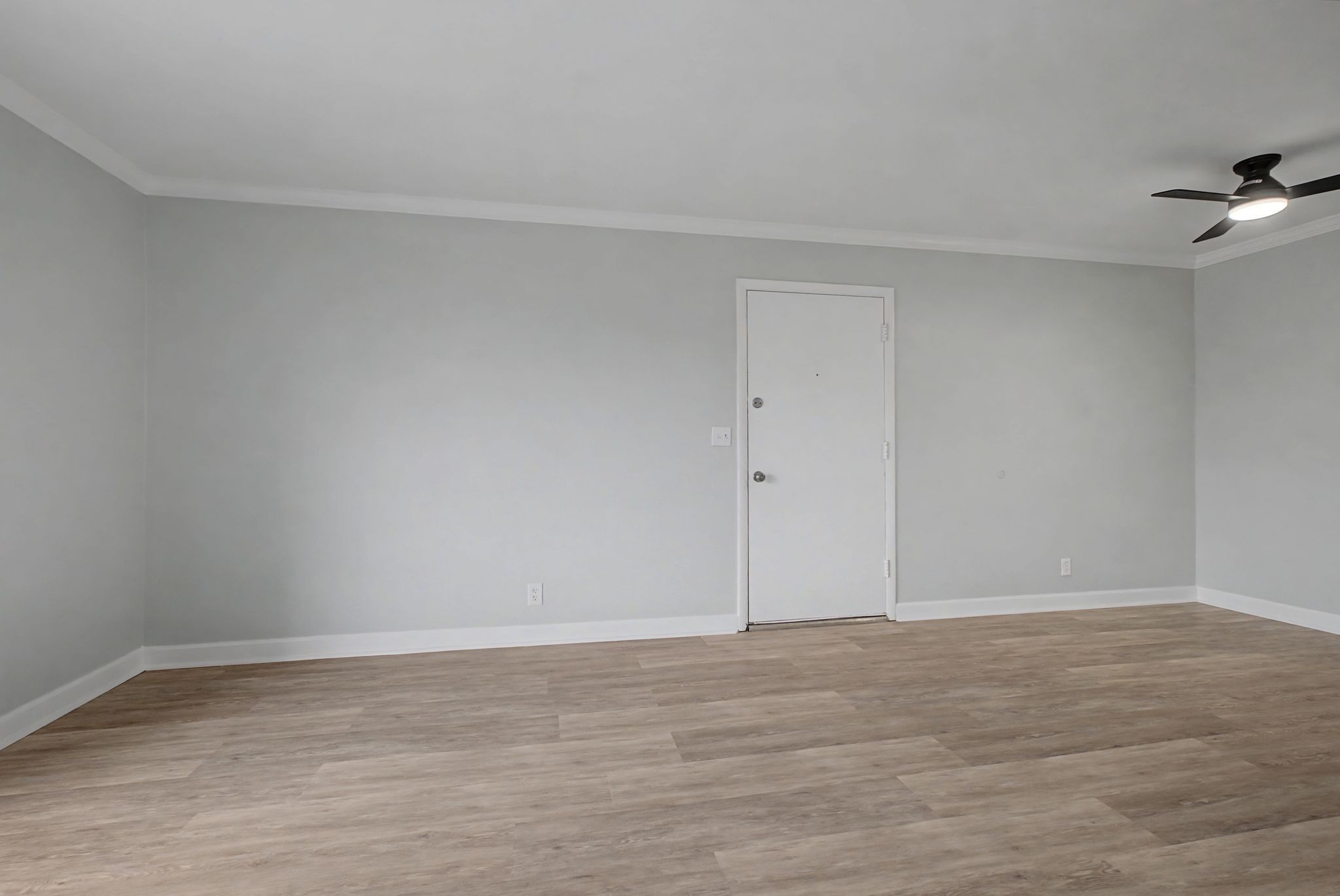 420 Walton Ln J47