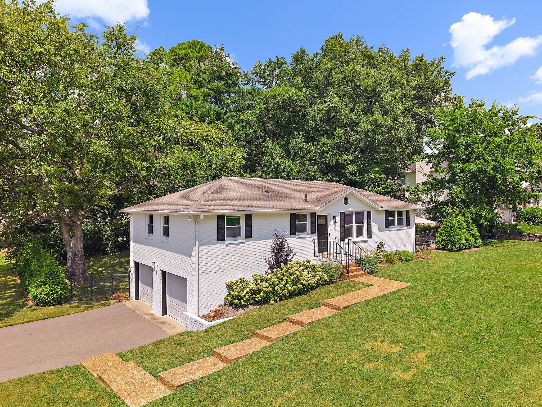 3-bed listing at 600 Huntington Pkwy, Nashville