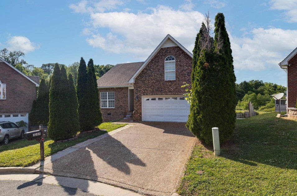5-bed home at 3204 Grace Crest Pt, Nashville, sold July 29, 2026