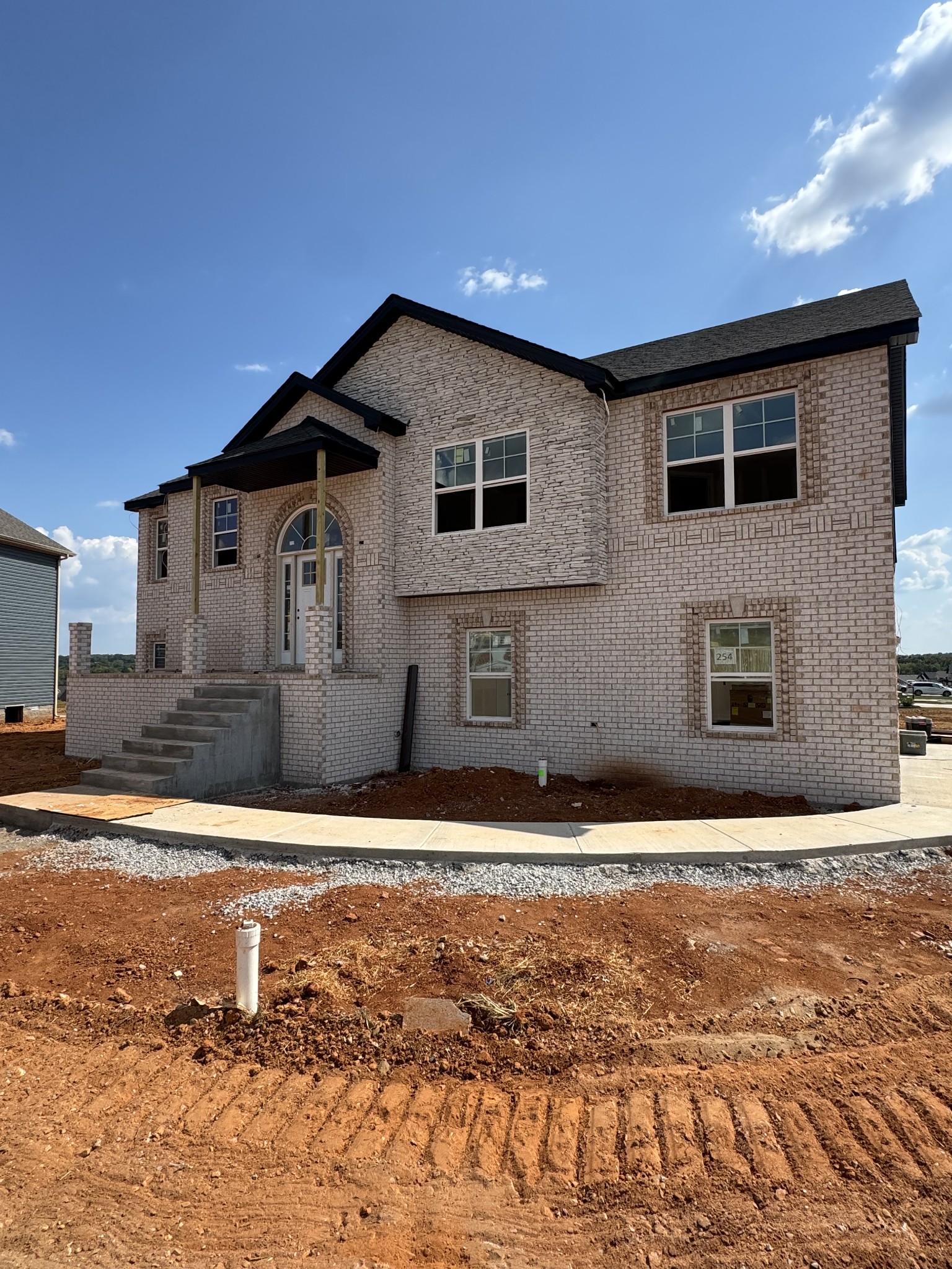 Clarksville, Tennessee 37040, United States, 5 Bedrooms Bedrooms, ,3 BathroomsBathrooms,Residential,Active,195985