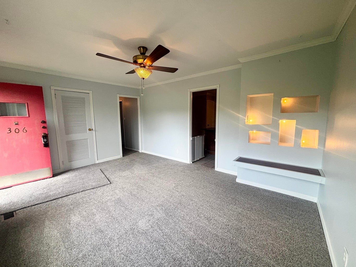 306 Brentwood St