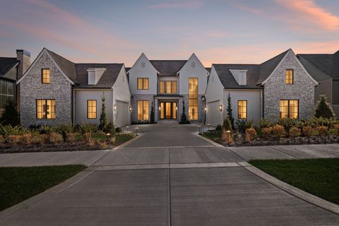 8392 Solstice Dr College Grove TN 37046