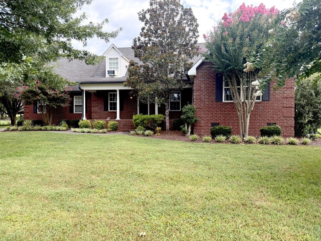 3006 Chapel Hills Dr
