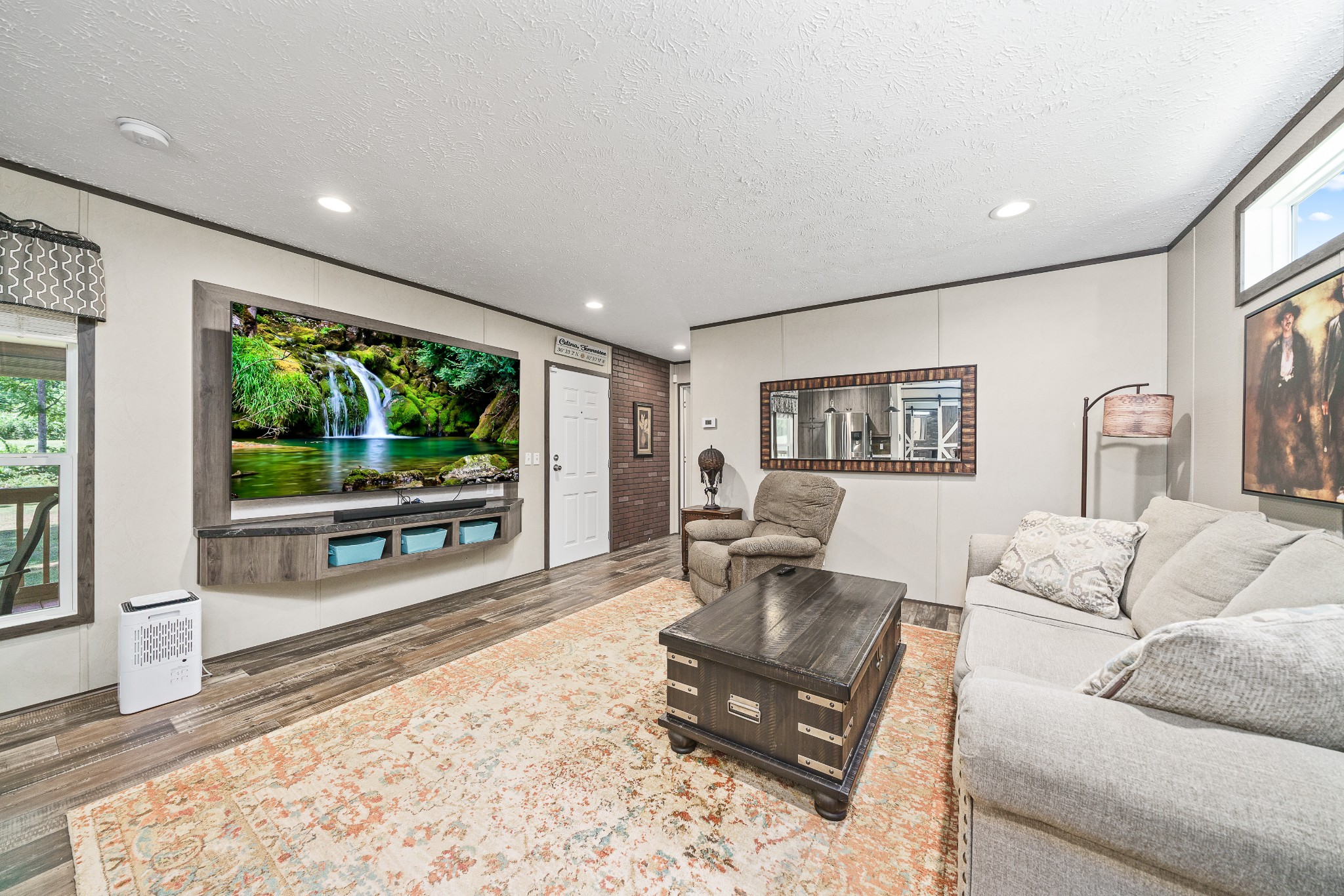 1122 Modock Hollow Rd
