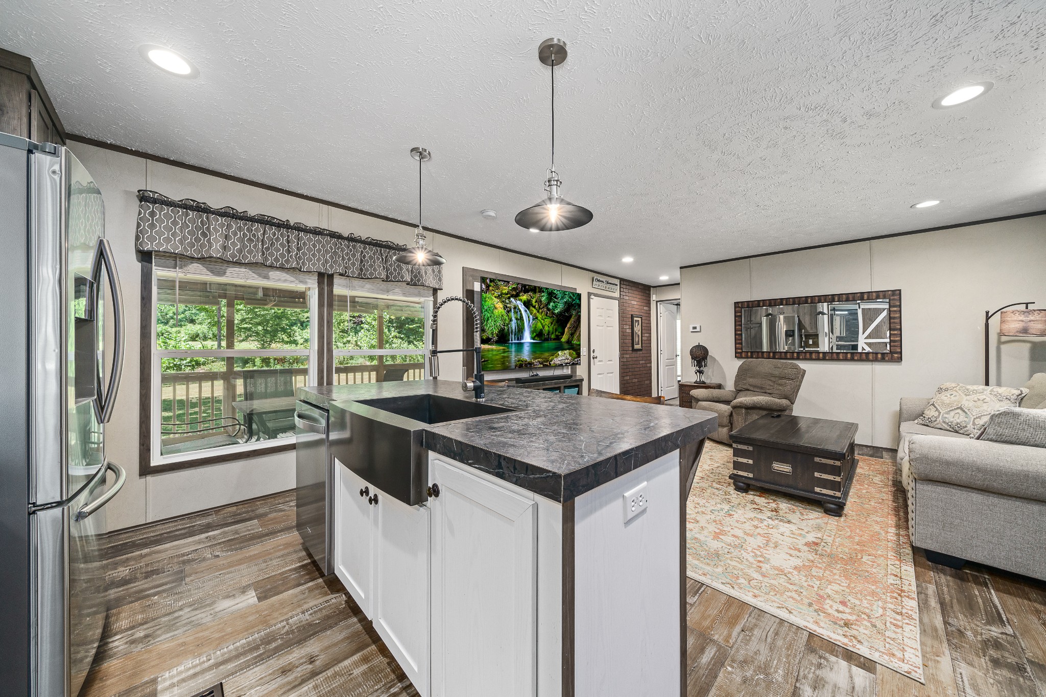 1122 Modock Hollow Rd